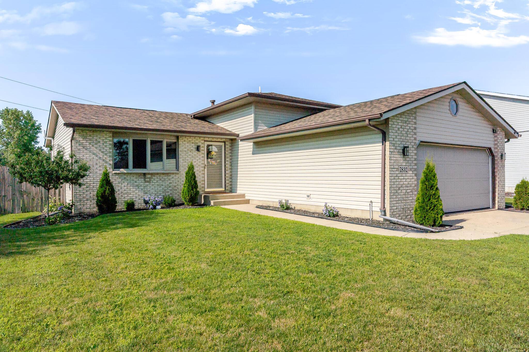 7832 Murrelet Street, Hobart, IN 46342