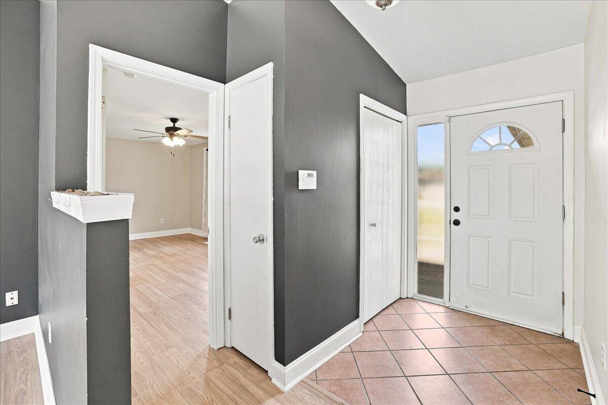 44 Ivy Lane, Dyer, IN 46311