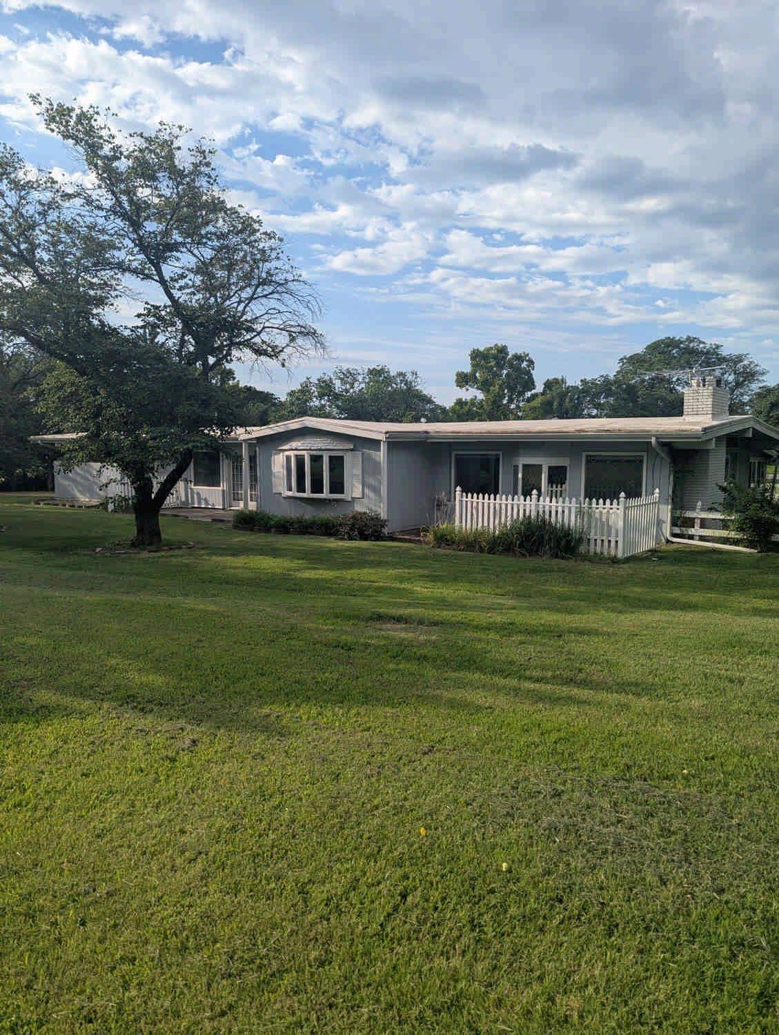 11600 E Wilshire, Wichita, KS 67207