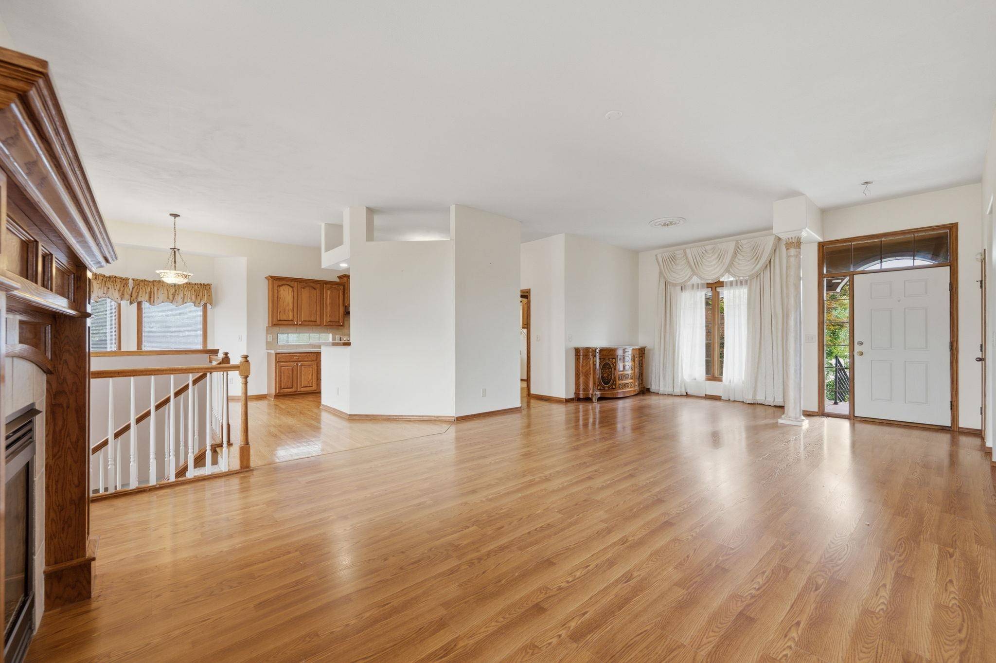 837 N Bracken Cir, Wichita, KS 67206