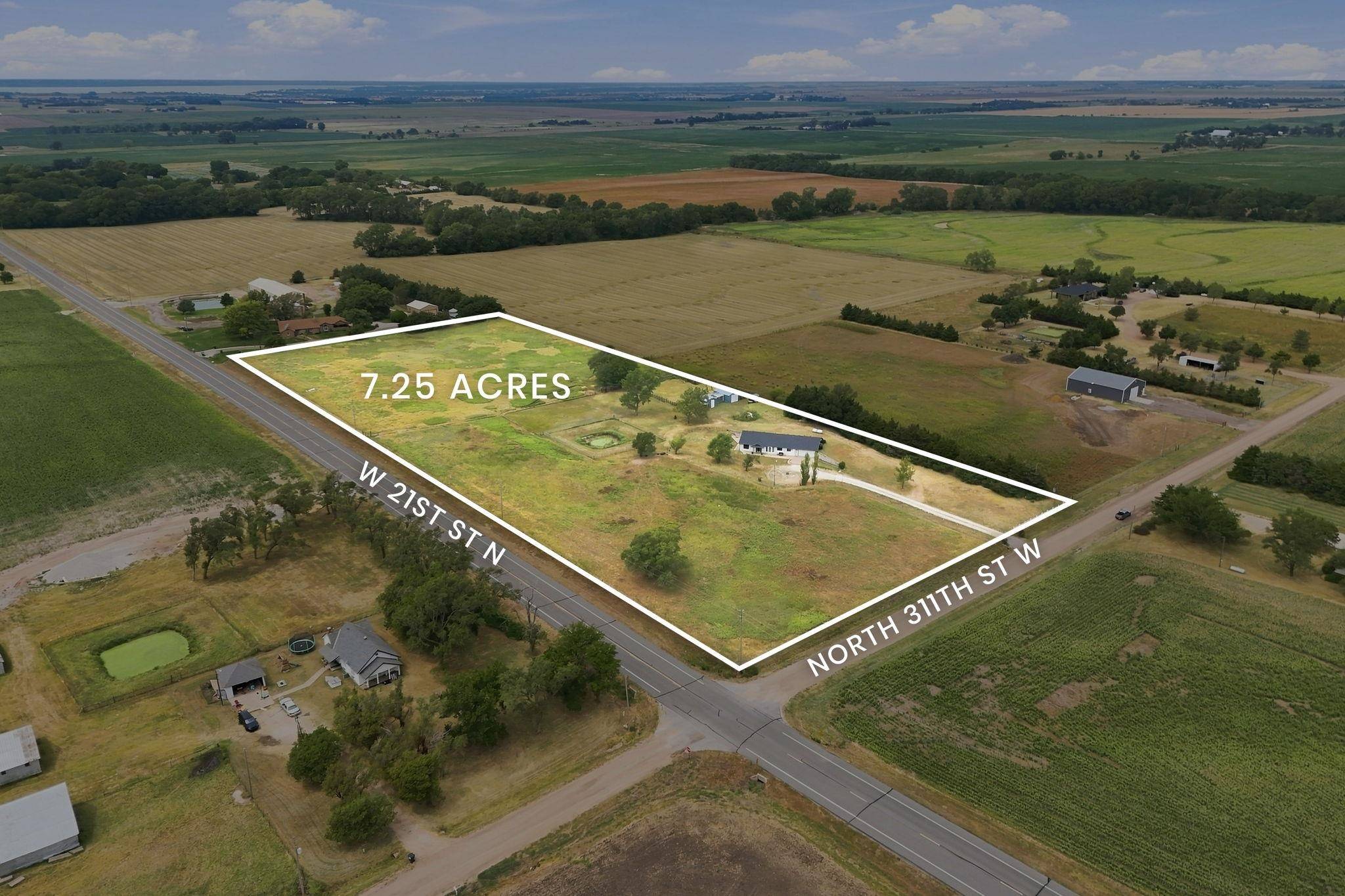 2239 N 311th St W, Garden Plain, KS 67050-9201