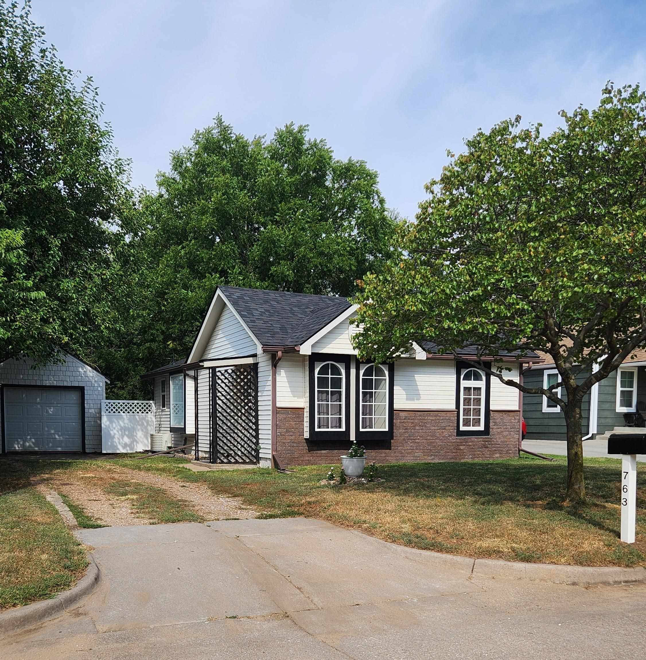 763 N Custer Ave, Wichita, KS 67203
