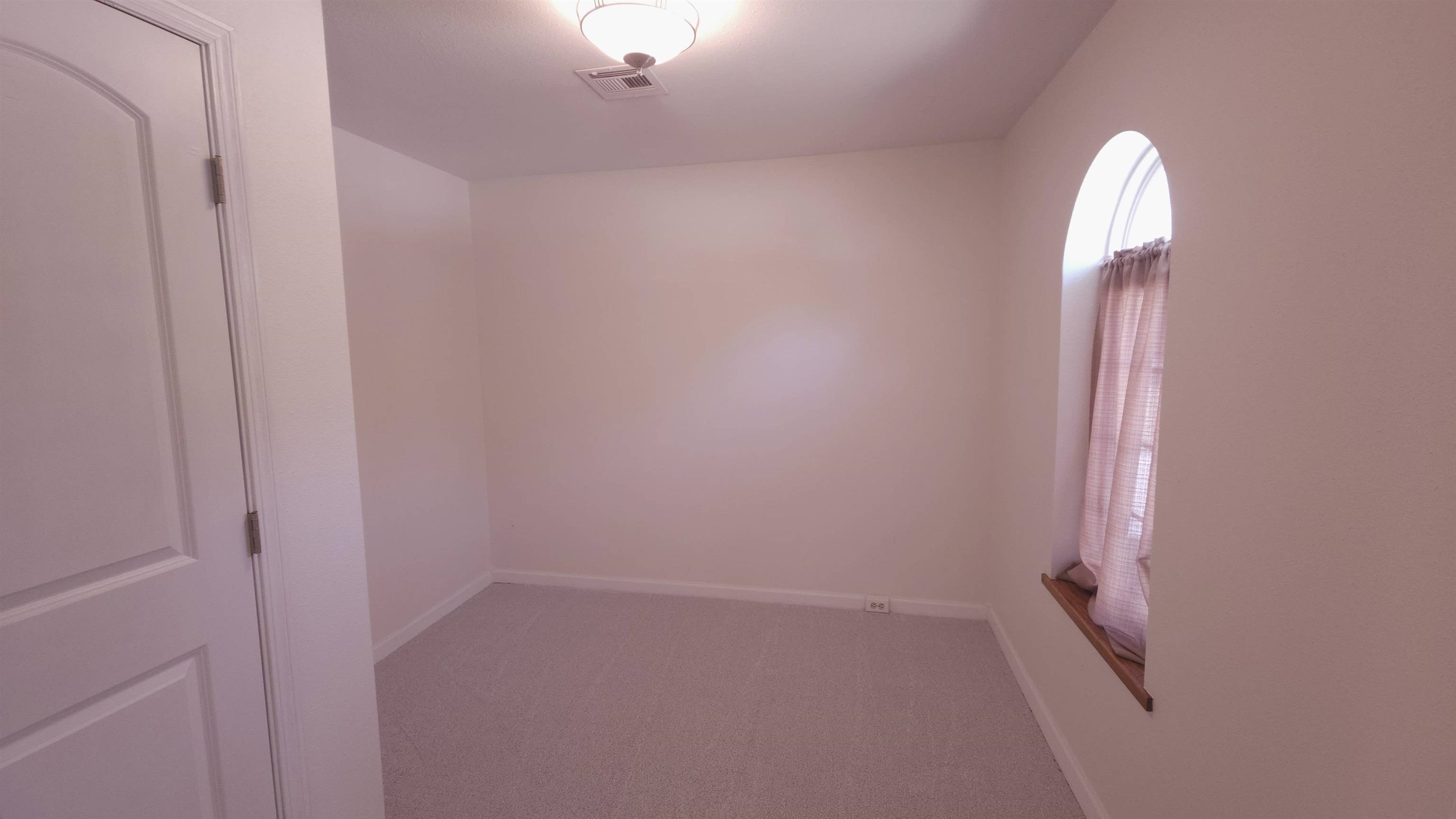 763 N Custer Ave, Wichita, KS 67203