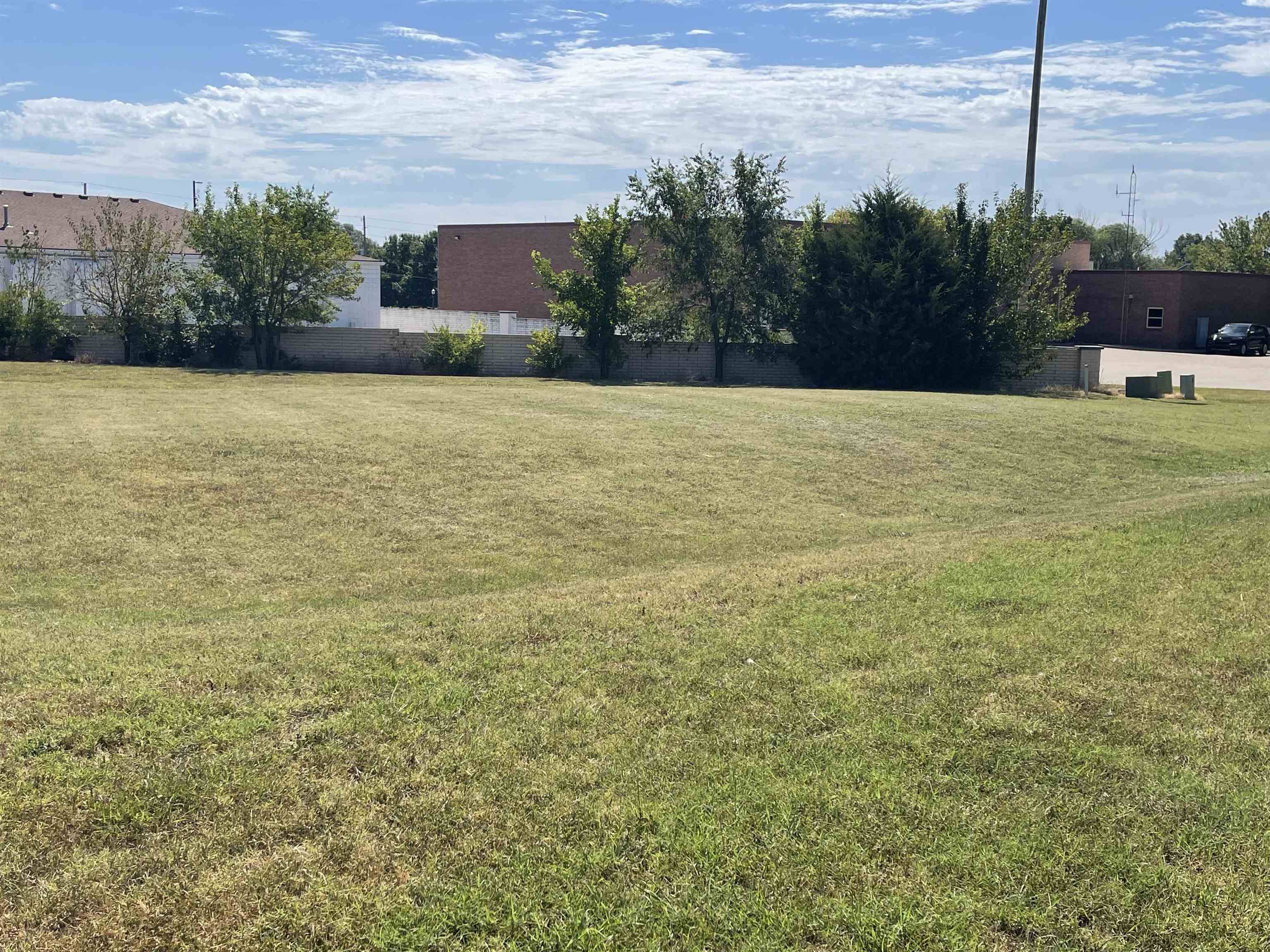 120 W HARMONY, Rose Hill, KS 67133