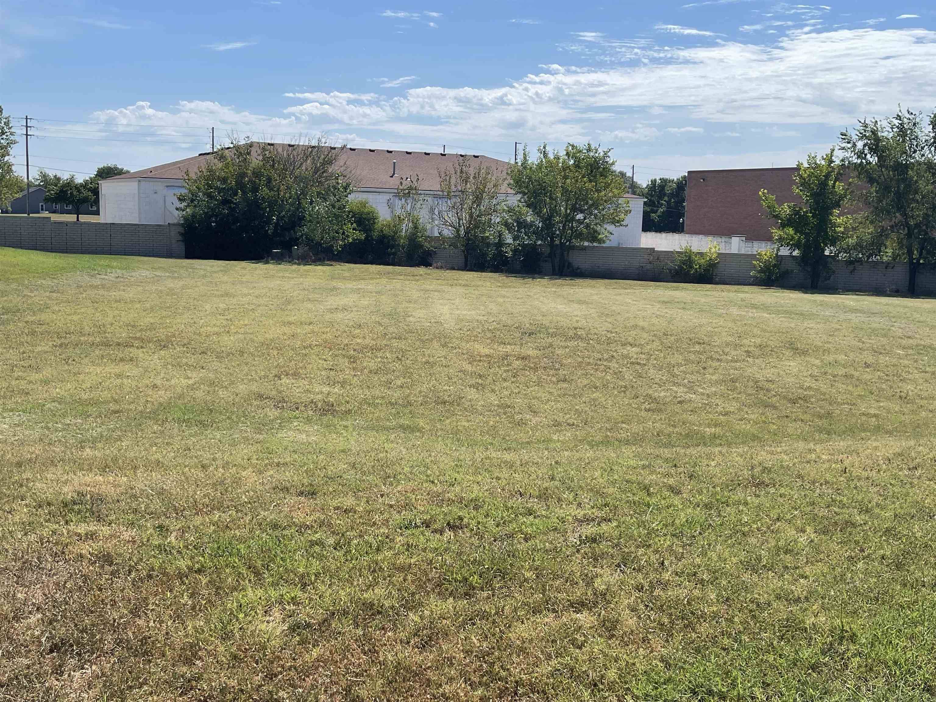 120 W HARMONY, Rose Hill, KS 67133