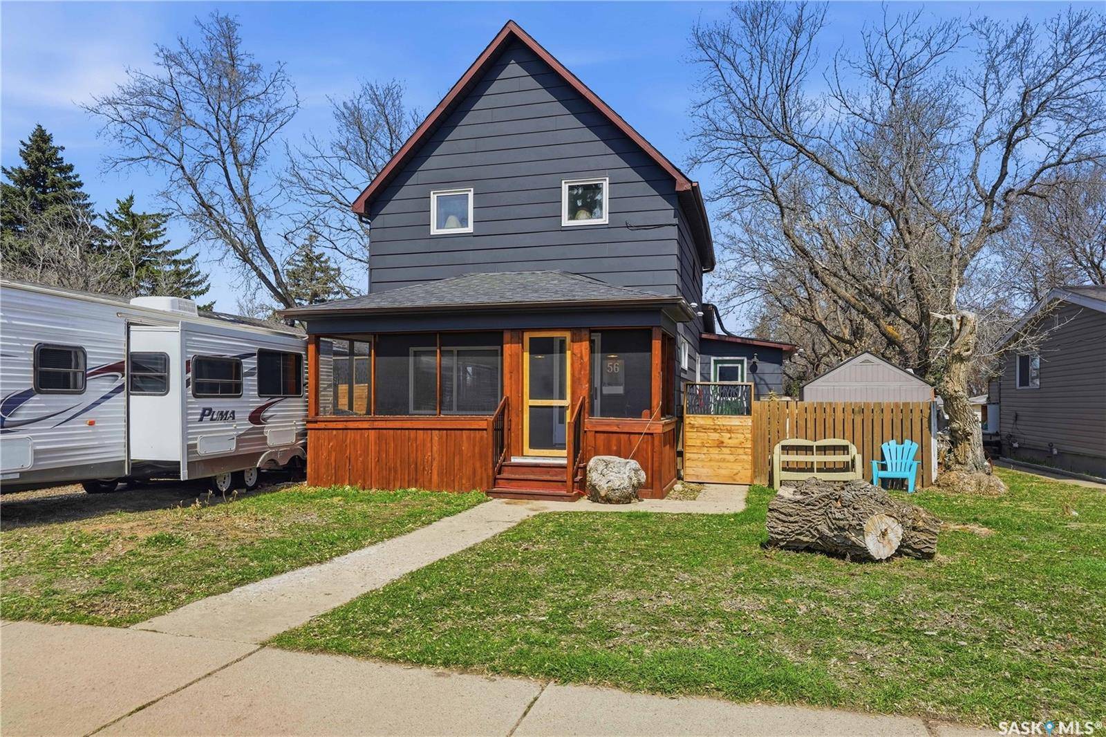 56 Iroquois STREET W, Moose Jaw, SK S6H 5A5