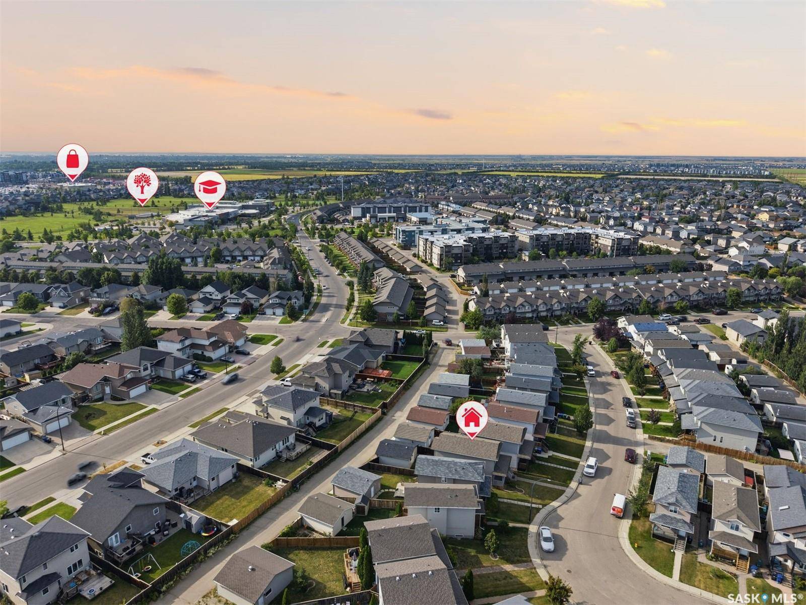 738 LAMARSH LANE, Saskatoon, SK S7W 1B6