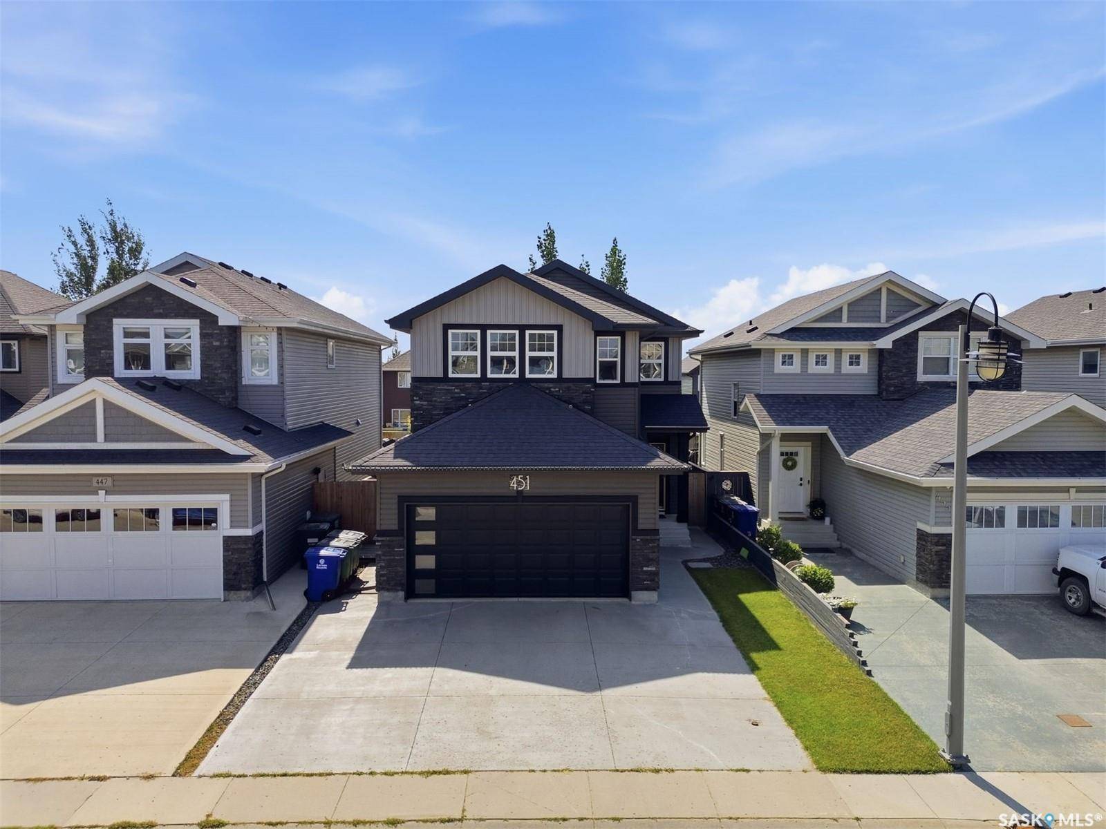 451 Veltkamp CRESCENT, Saskatoon, SK S7T 0S1