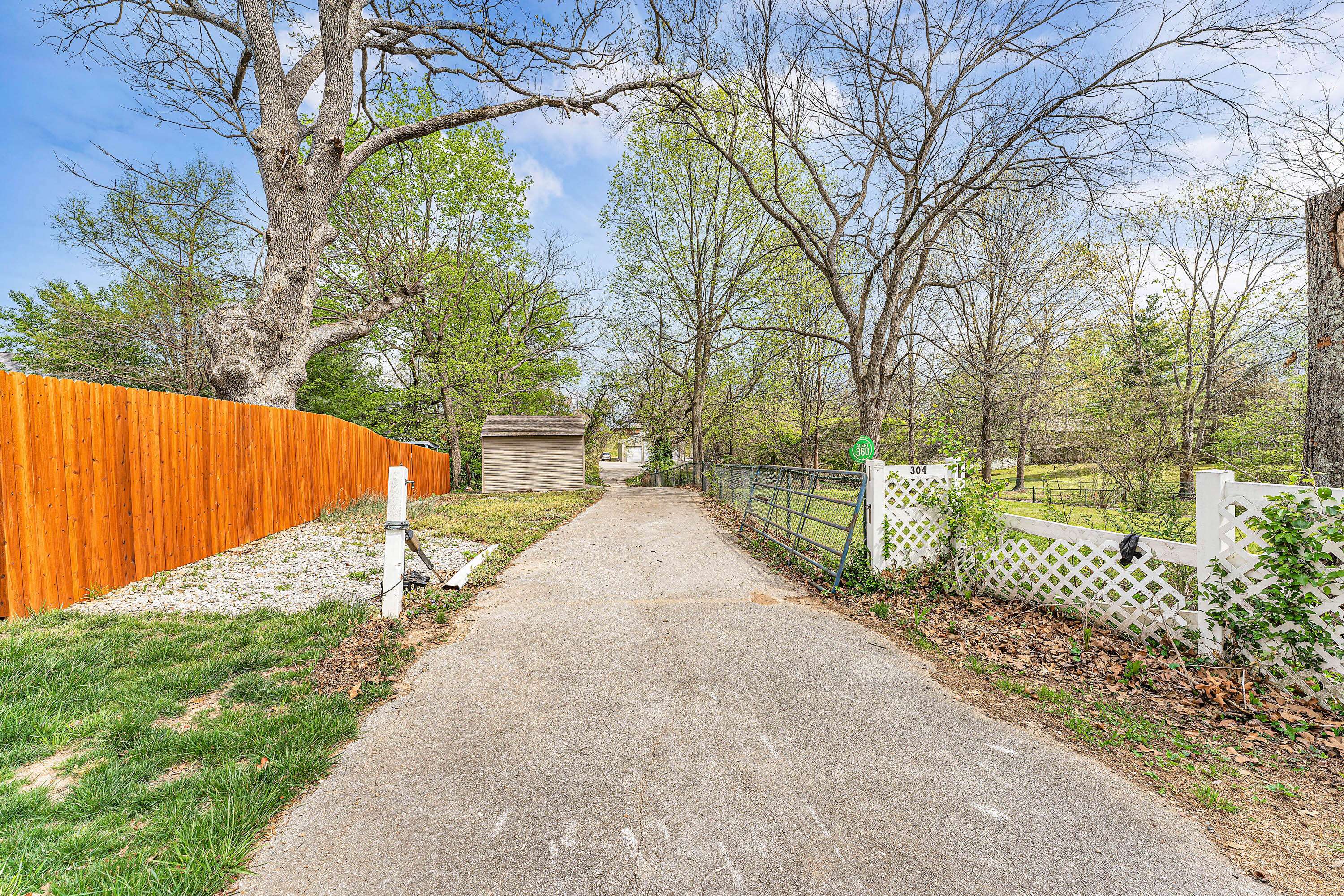 308 N Hightower AVE, Nixa, MO 65714