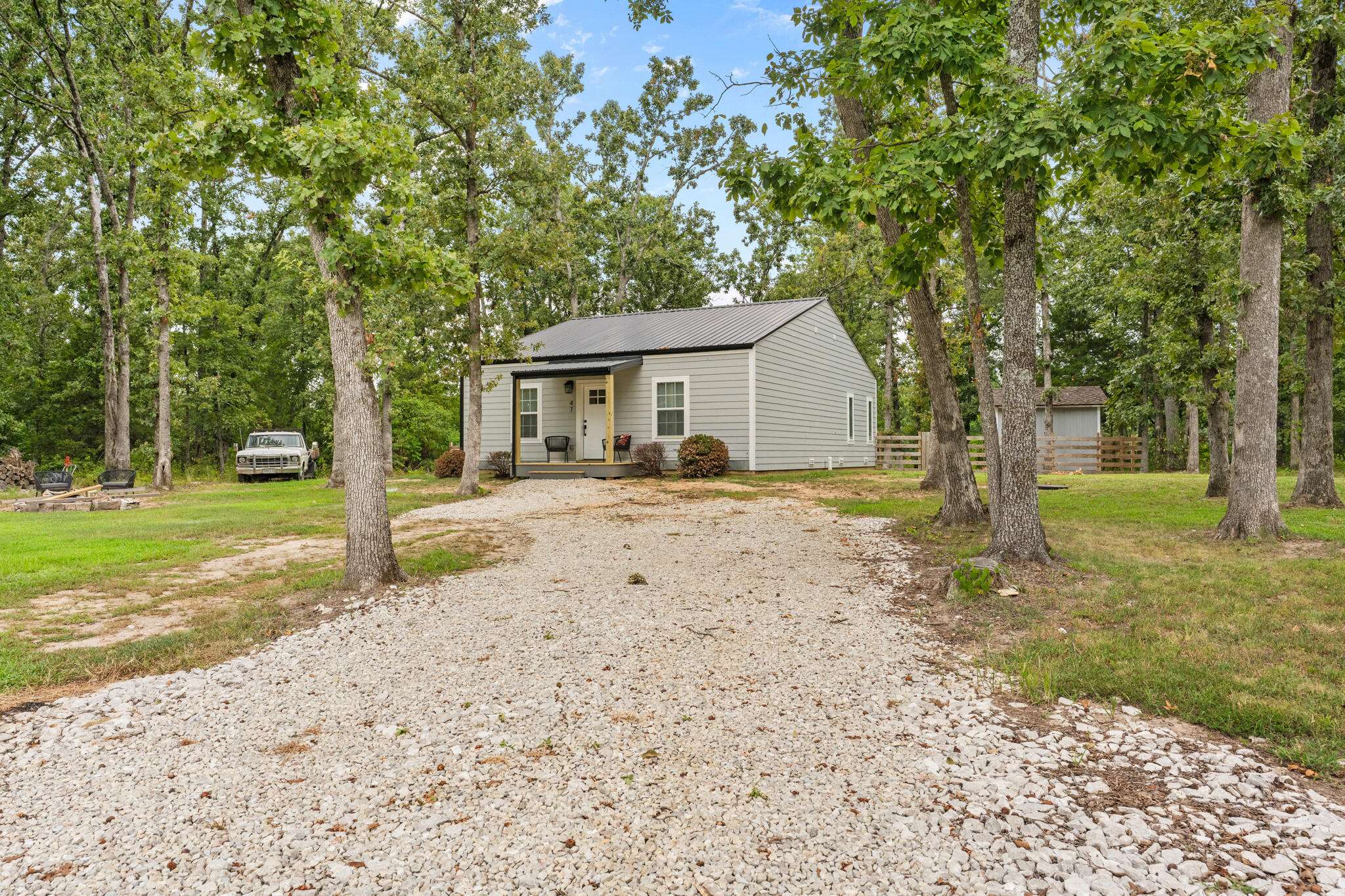 47 Karen DR, Fair Grove, MO 65648