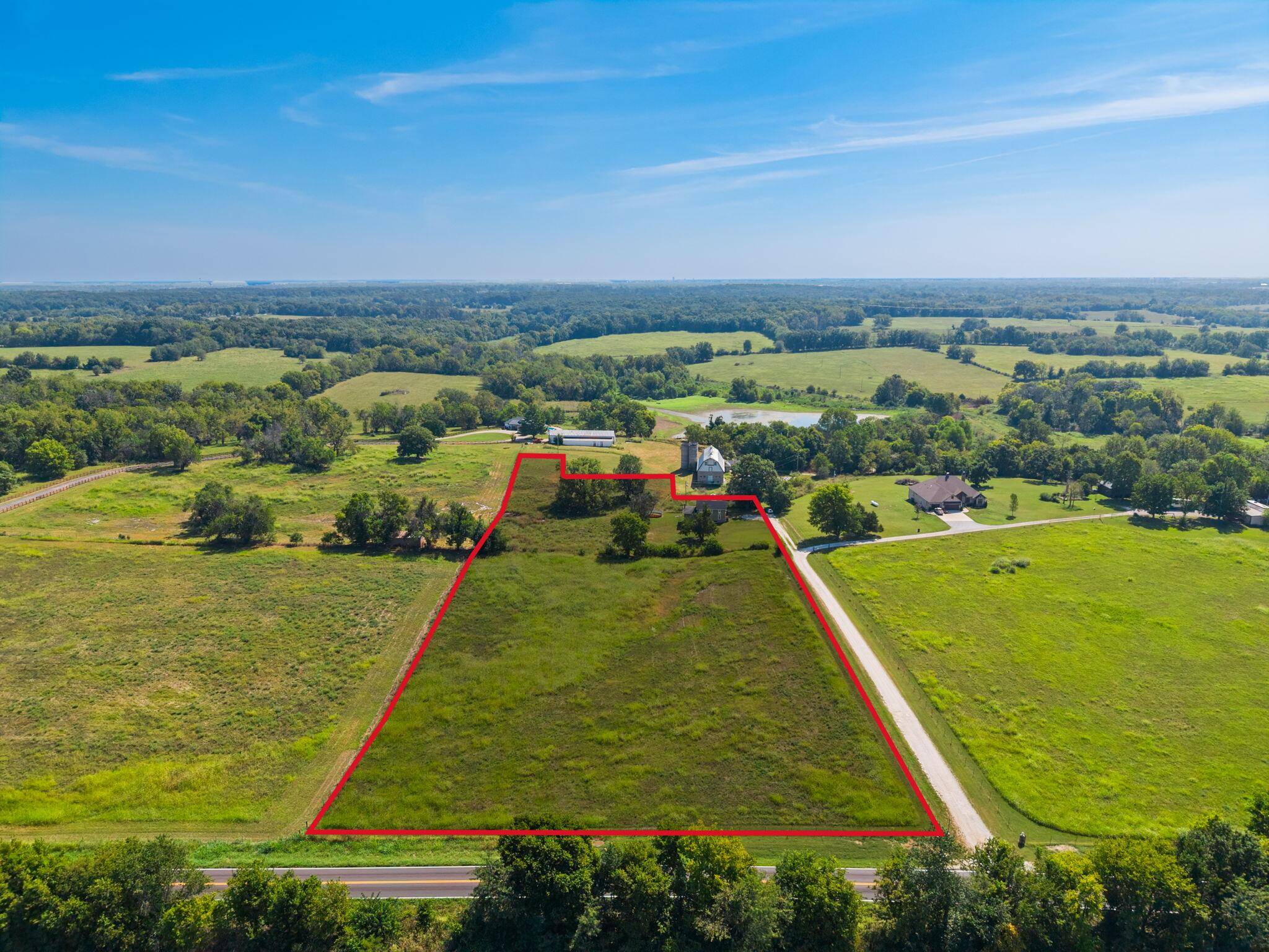9395 W Odyssey LN, Bois D Arc, MO 65612