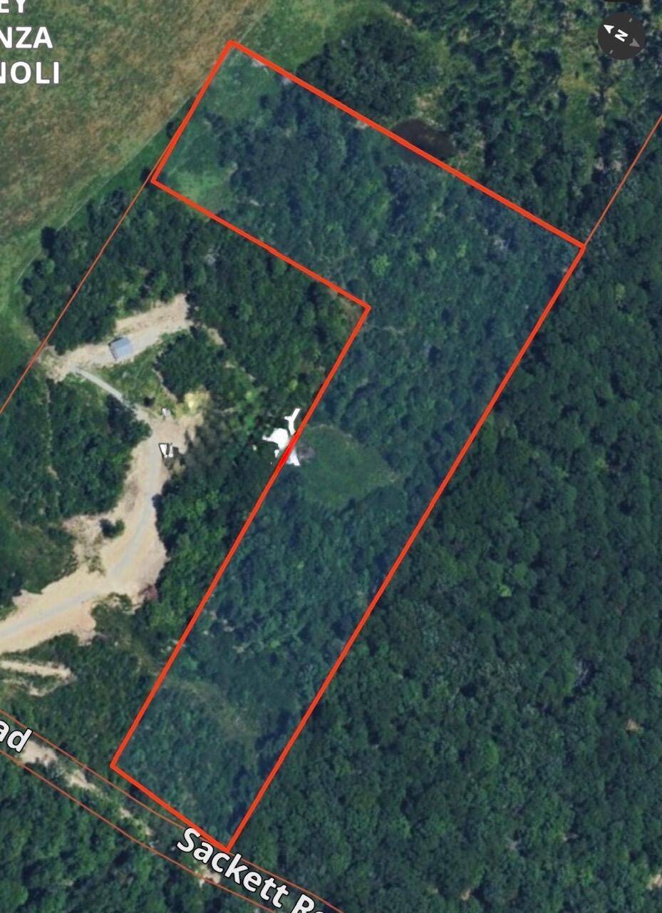 000 Sackett RD #1, Licking, MO 65542