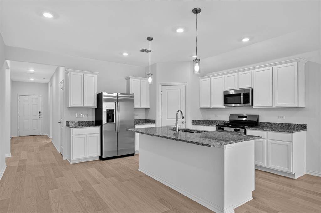 2551 Pine Island Court, Crandall, TX 75114