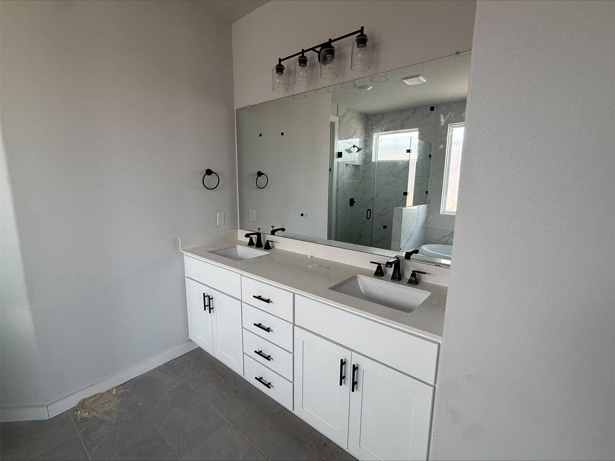 260 Bloomington Loop, Hutto, TX 78634