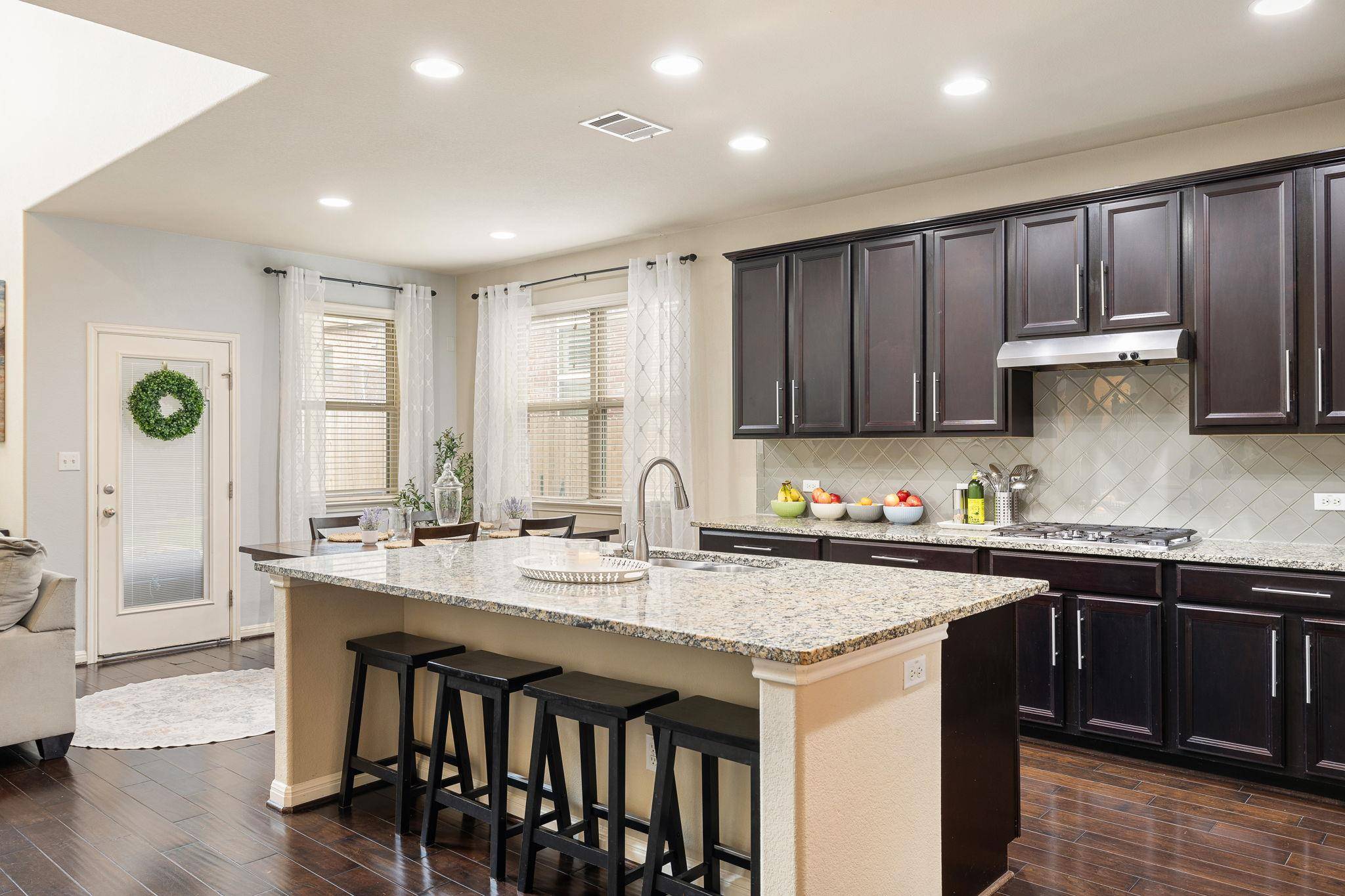1143 Huntington TRL, Round Rock, TX 78664