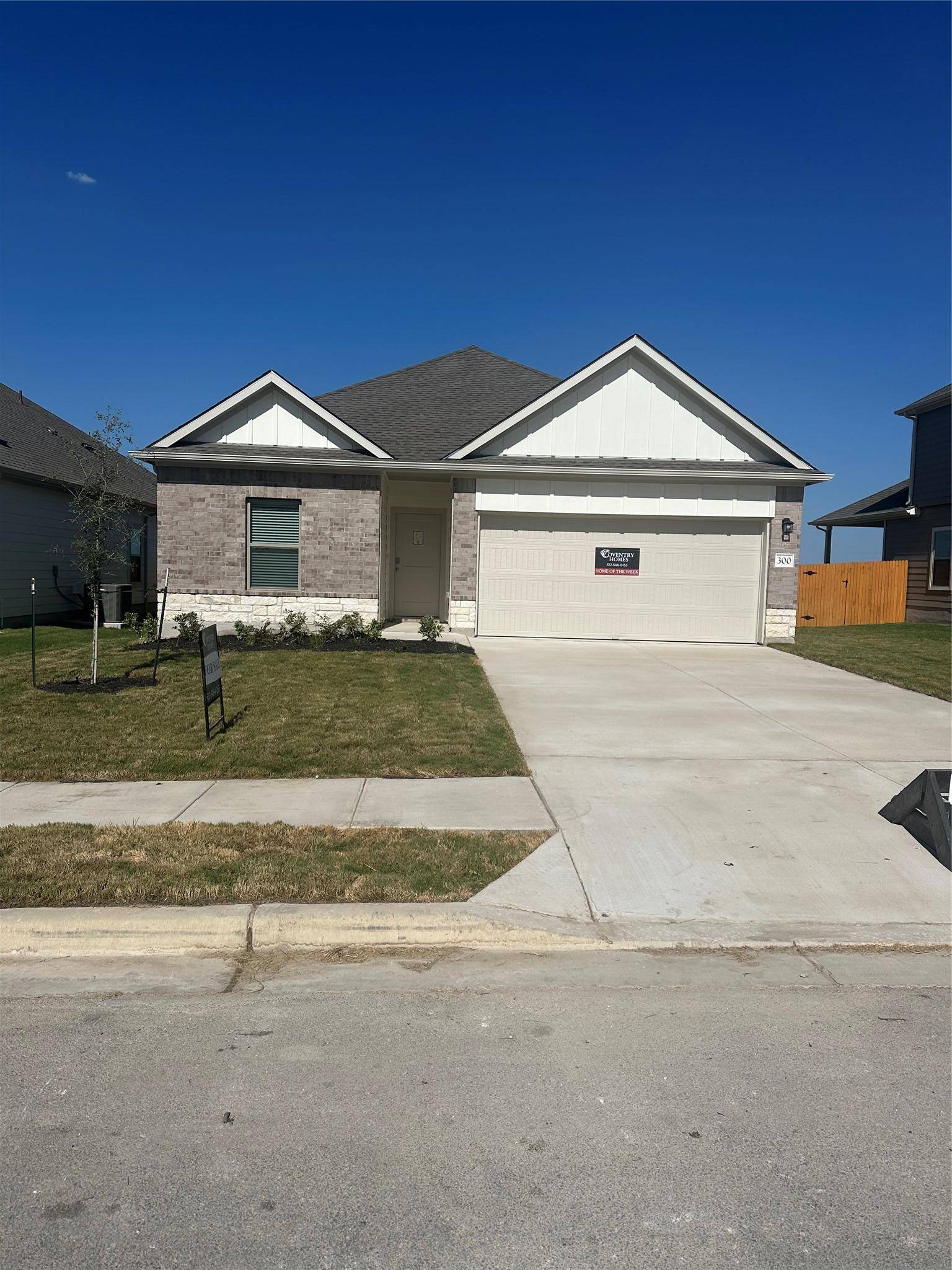 300 Sleep Hollow, Jarrell, TX 76537