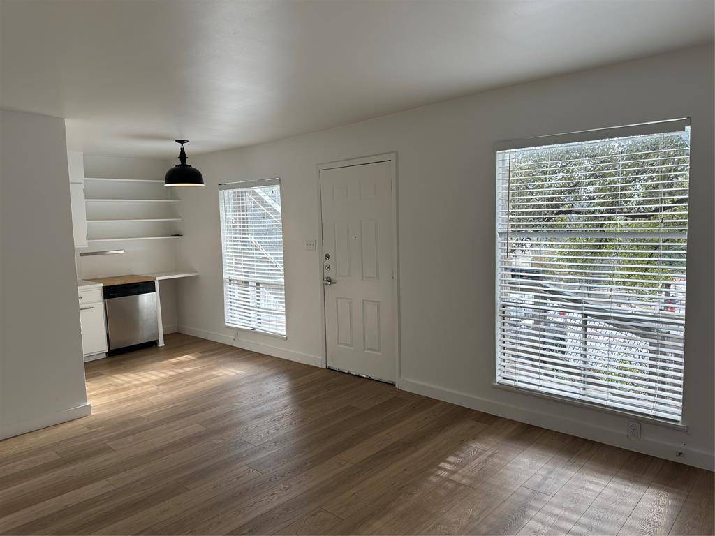 100 Blue Ridge TRL #1, West Lake Hills, TX 78746