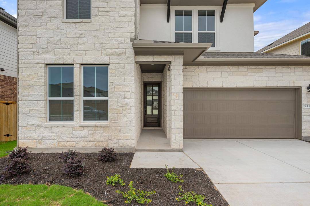 531 Darley Oak Drive, Dripping Springs, TX 78620
