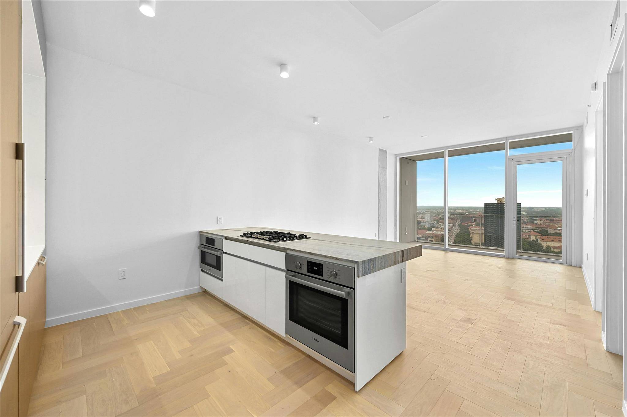 313 W 17th ST #1702, Austin, TX 78701