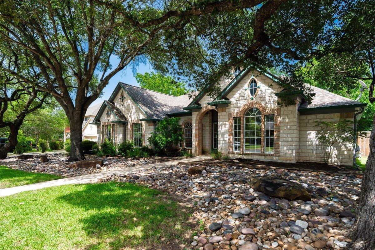 2513 Niemann DR, Austin, TX 78748