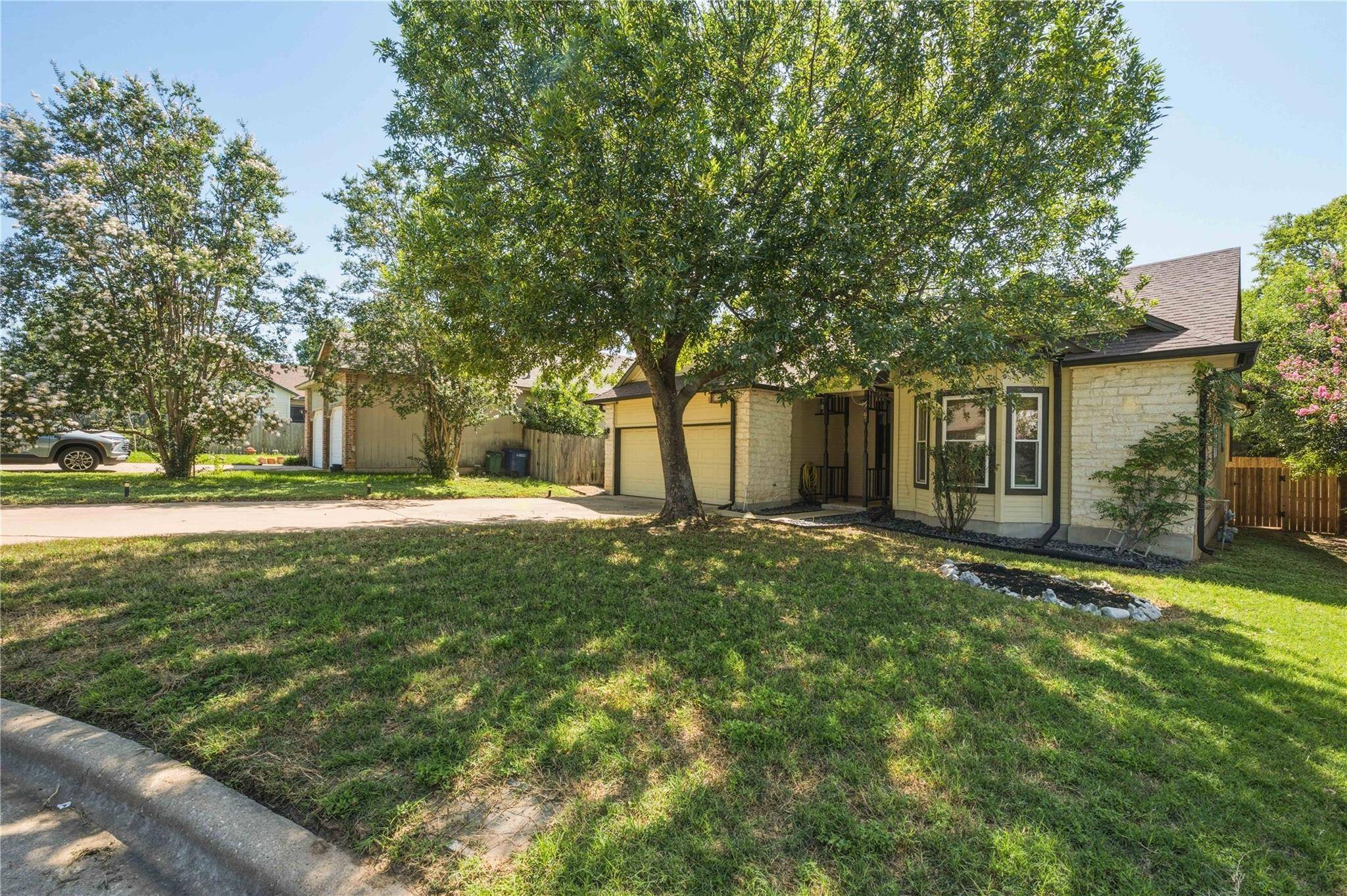 9505 Doliver DR, Austin, TX 78748