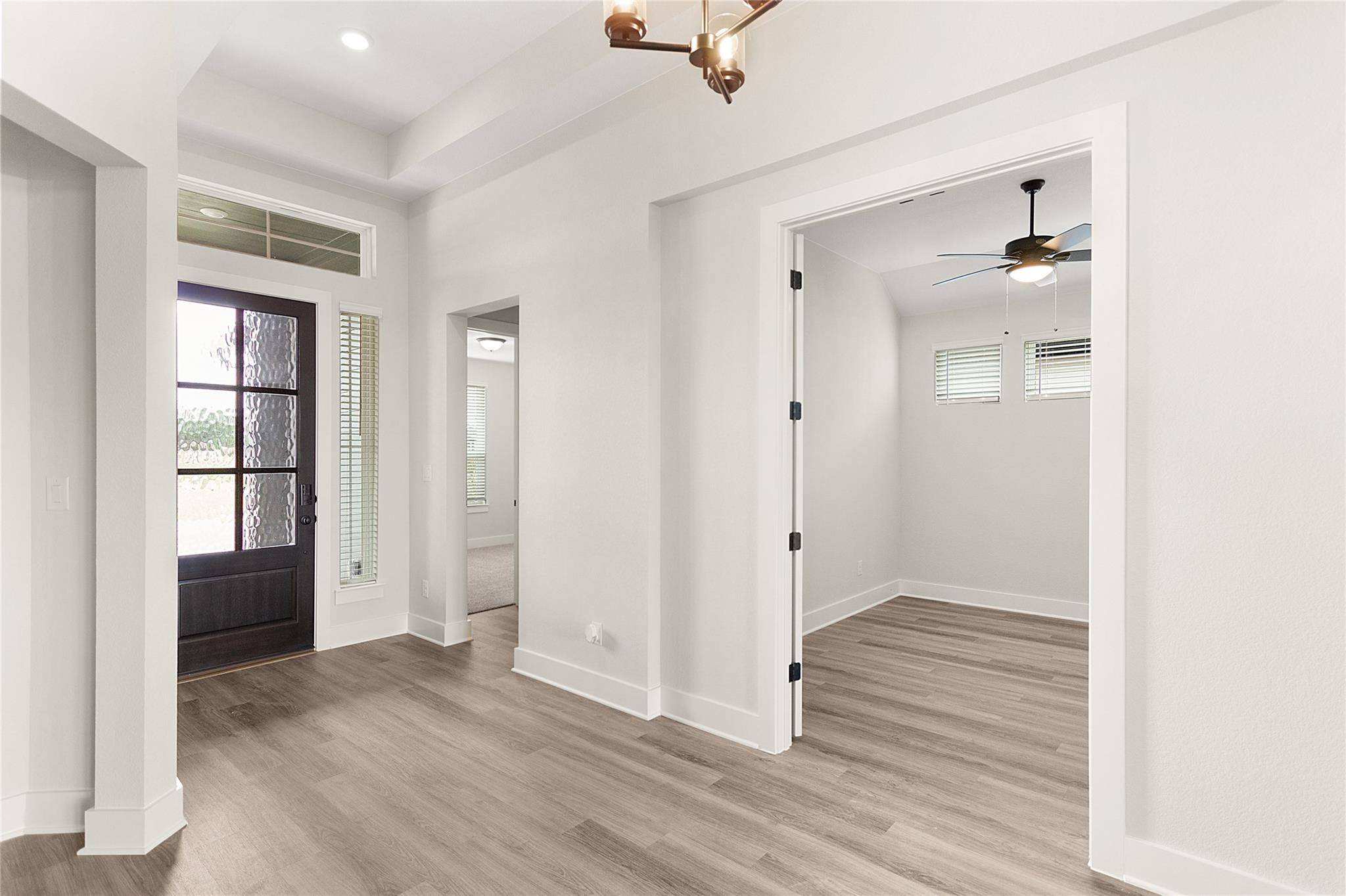 325 Ridgewell LOOP, Georgetown, TX 78633