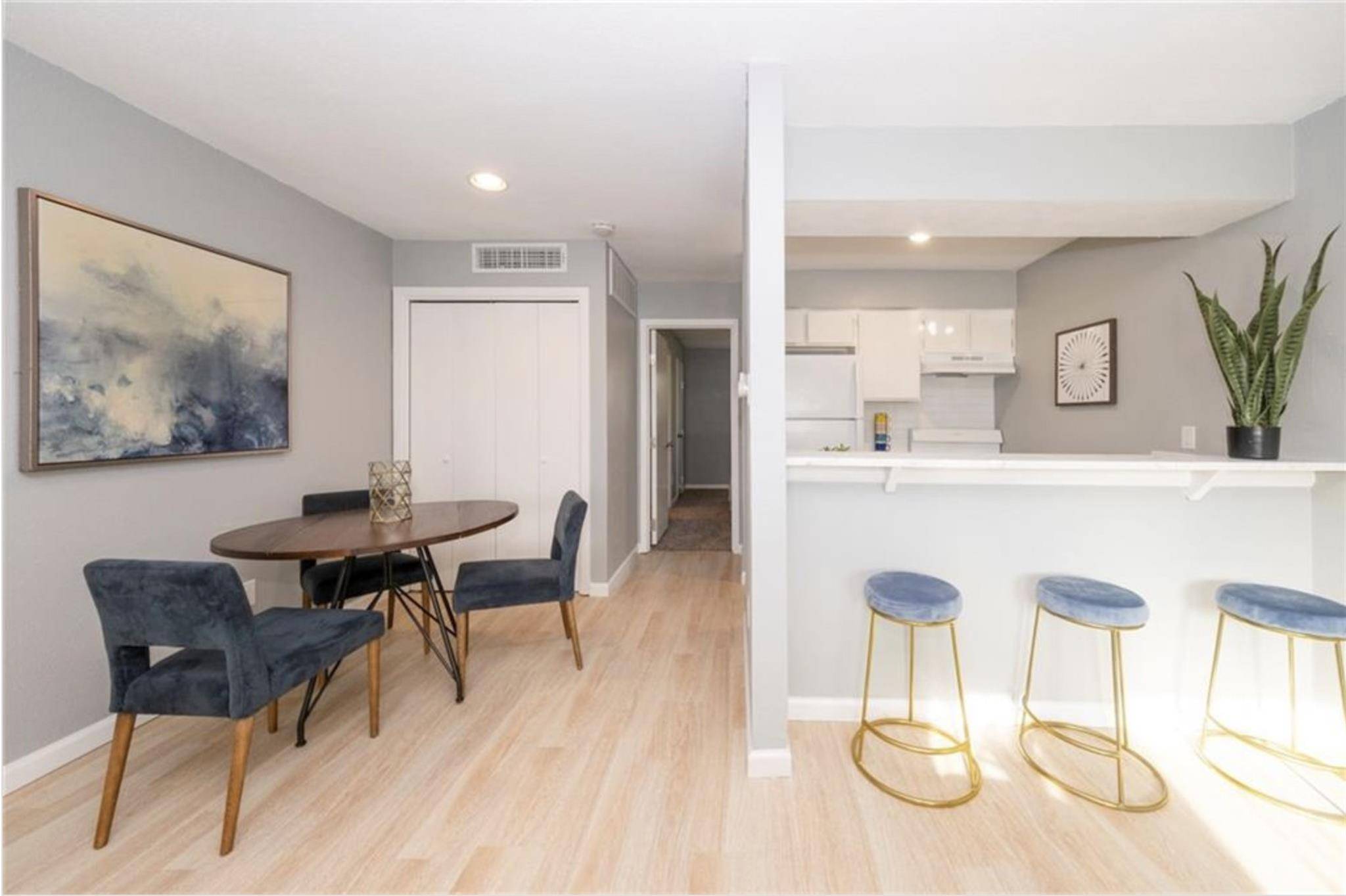 2610 Ektom DR #C, Austin, TX 78745