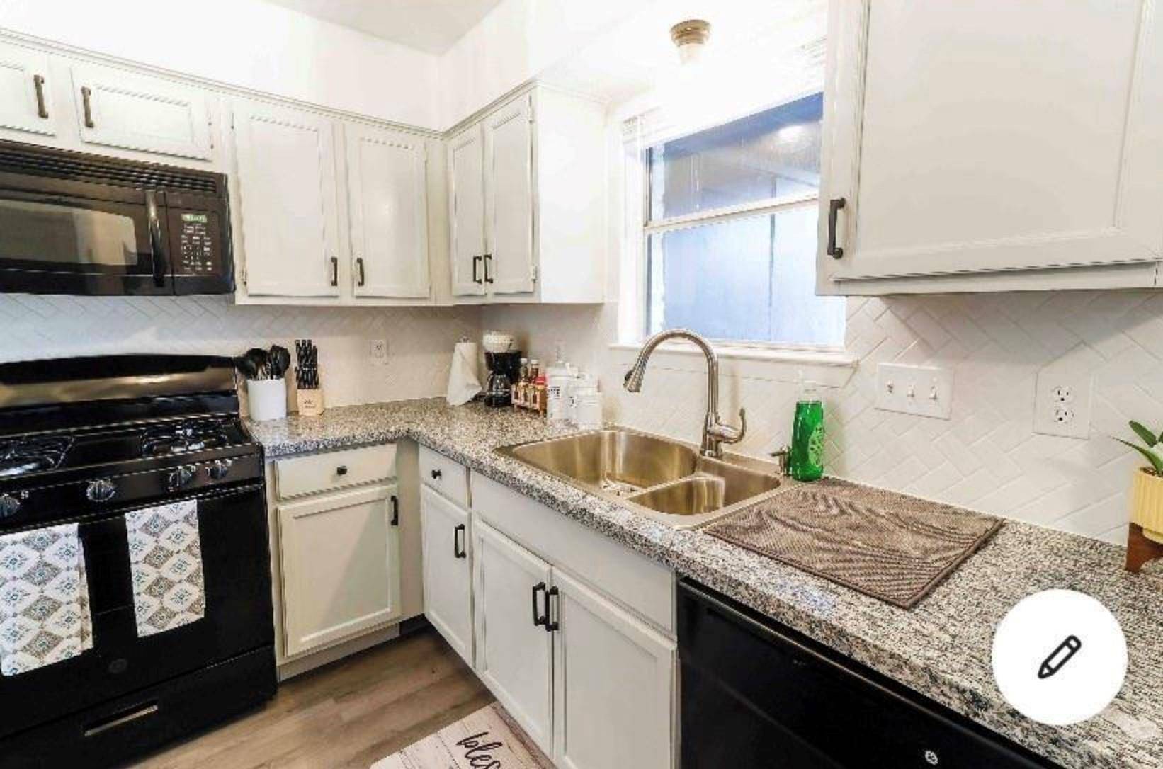 200 Laurel DR #A, Round Rock, TX 78664