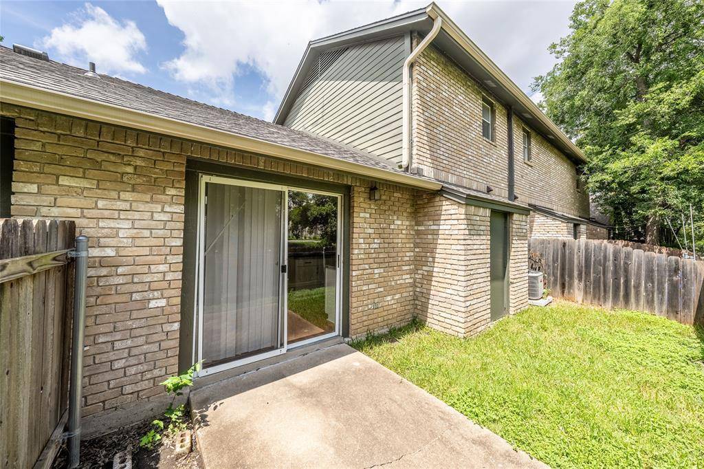 1015 E Yager LN #84, Austin, TX 78753