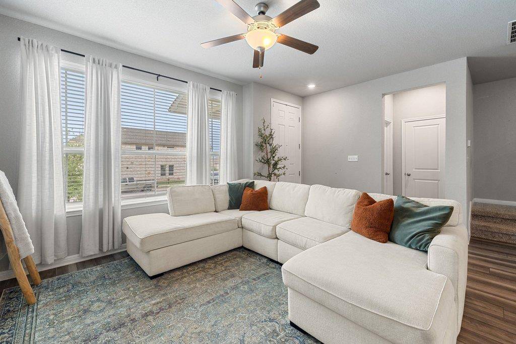 324 Delaware Mountains TER, Dripping Springs, TX 78620