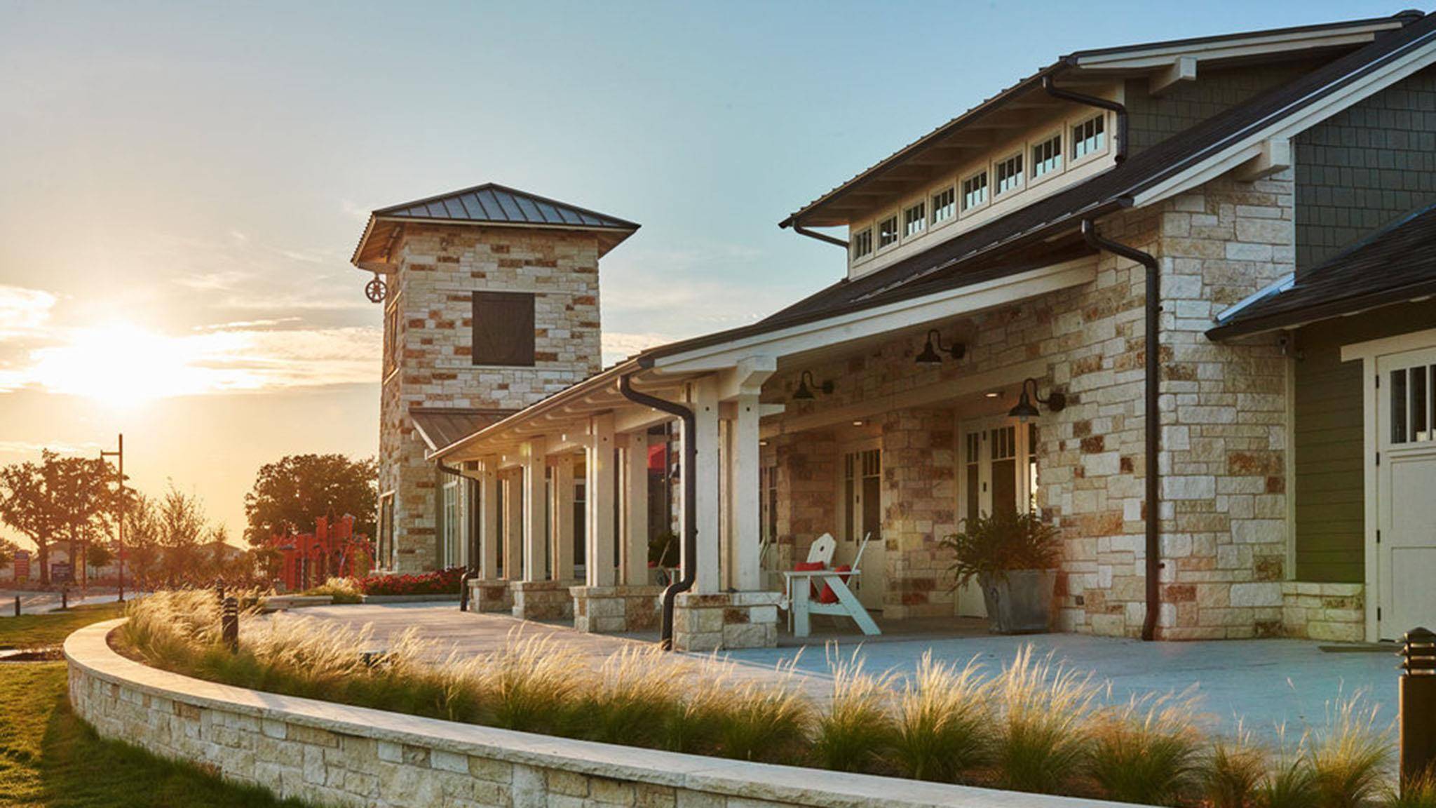 225 Montecido DR, Liberty Hill, TX 78642
