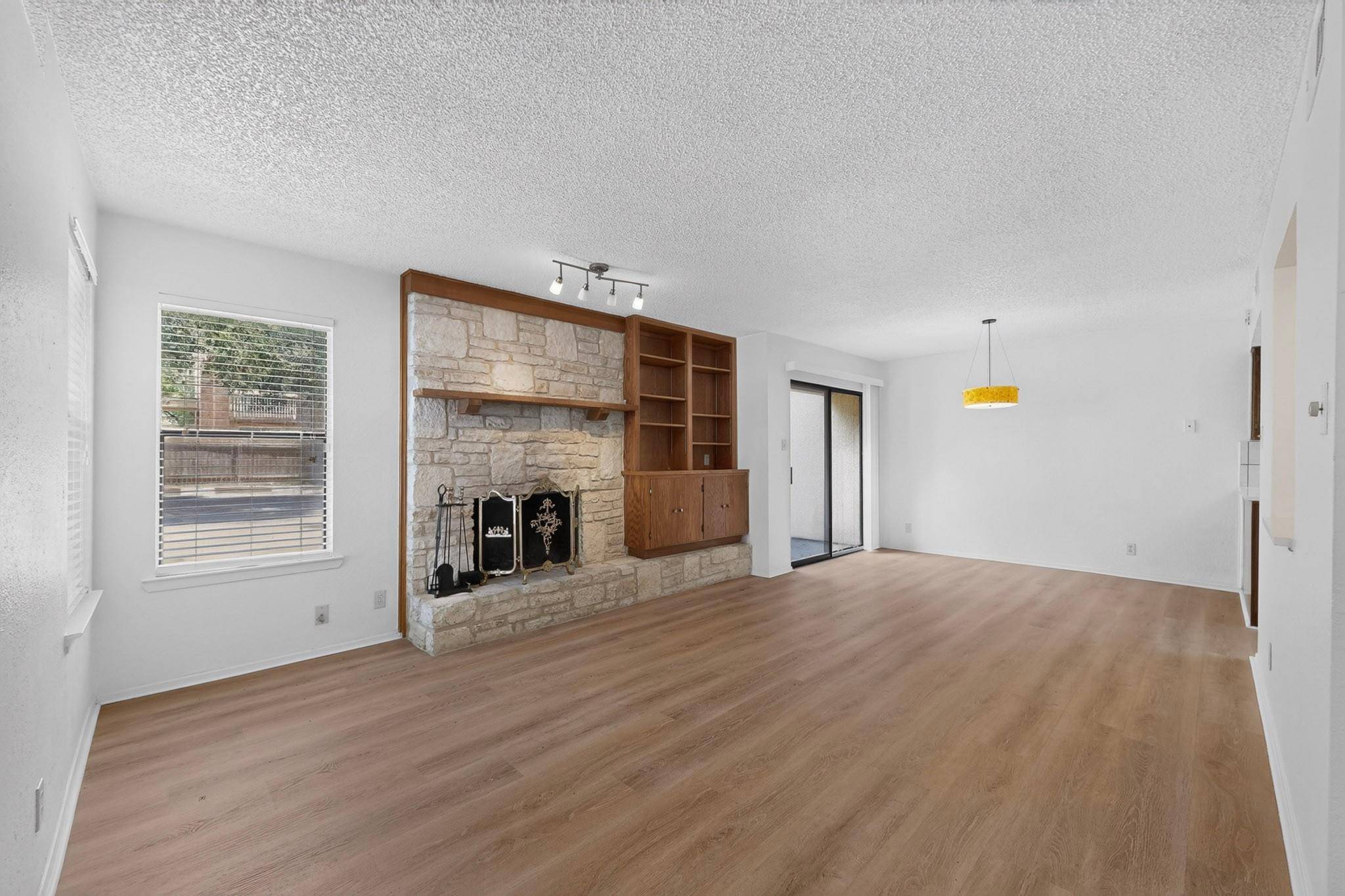 8418 Fathom CIR #D401, Austin, TX 78750