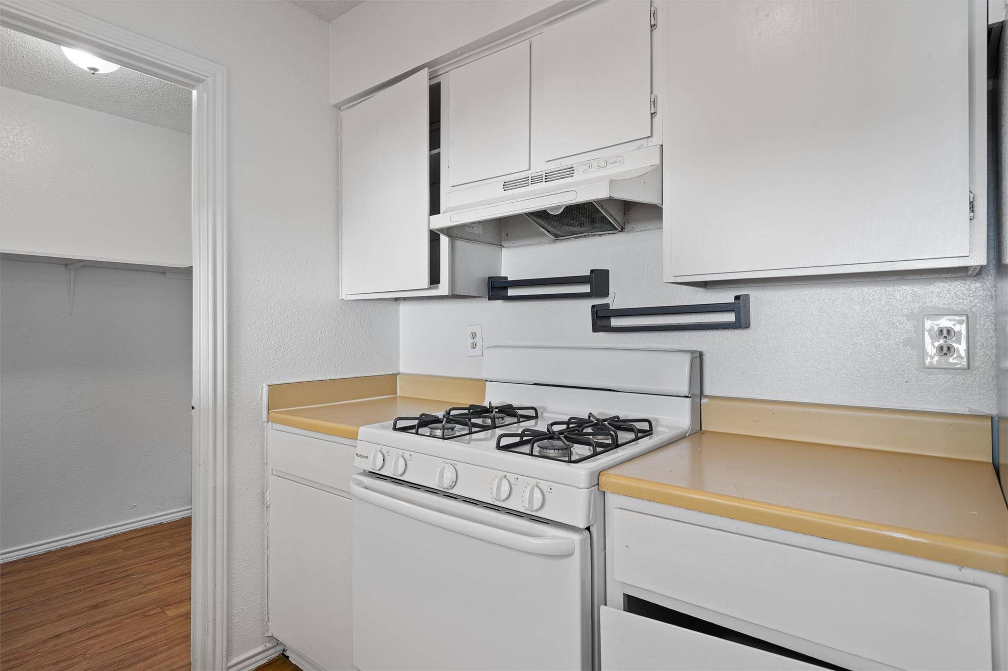 5501 Spring Meadow RD #B, Austin, TX 78744