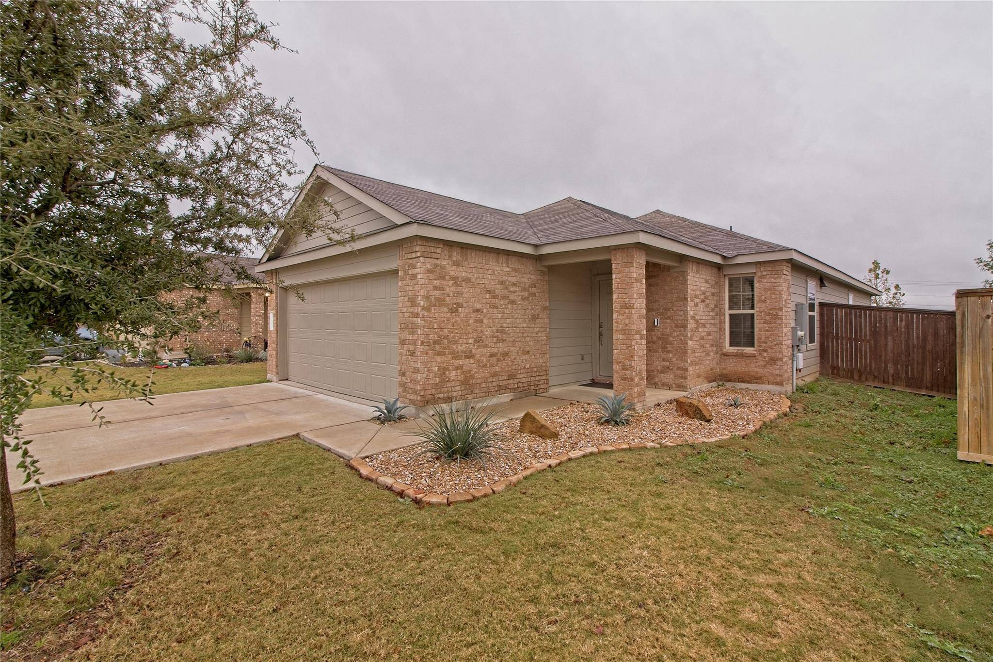 108 Circle WAY, Jarrell, TX 76537