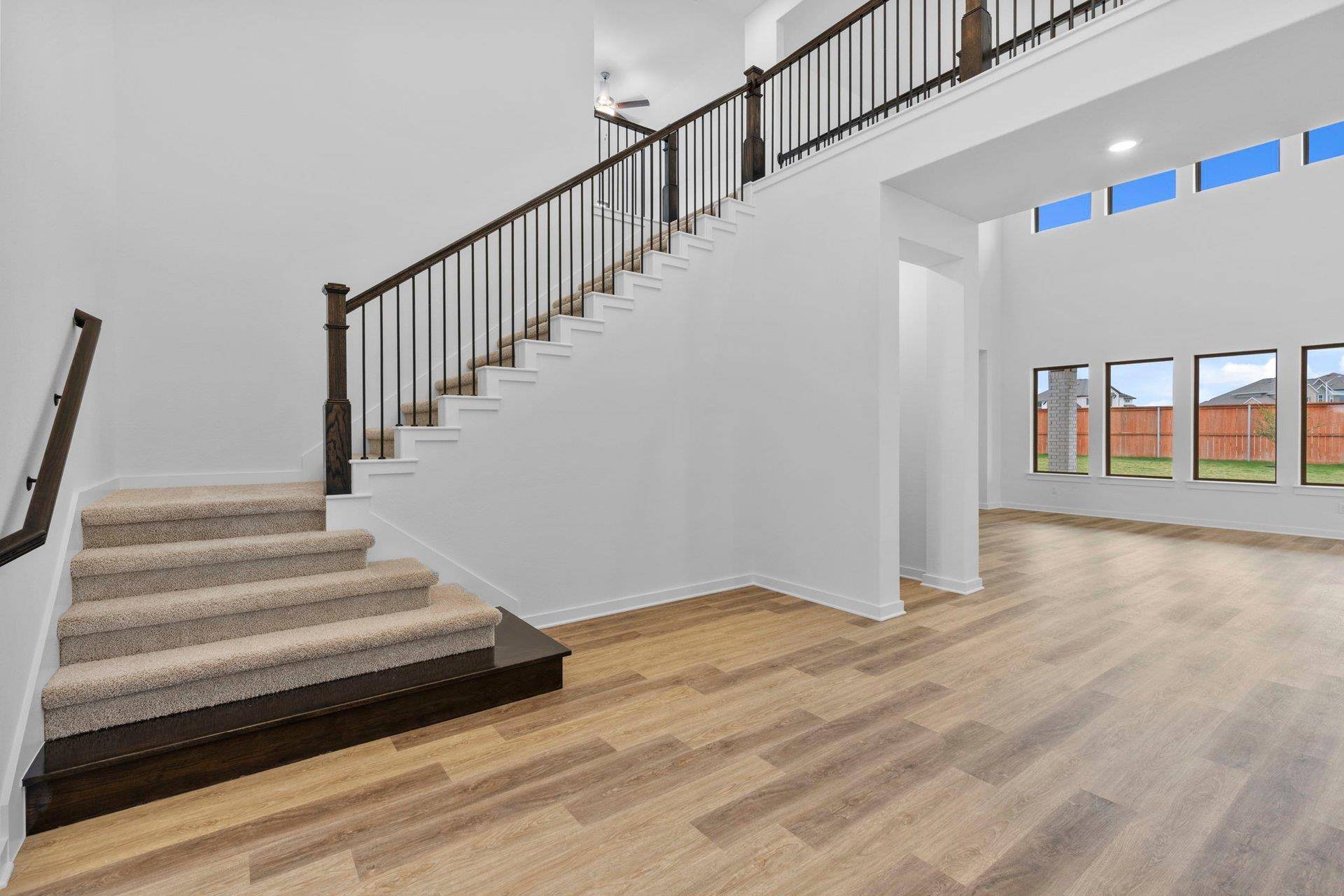 109 Statue DR, Liberty Hill, TX 78642