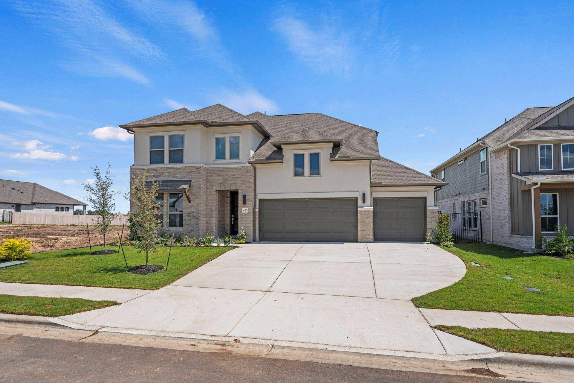 228 Pacific Grove CIR, Liberty Hill, TX 78642