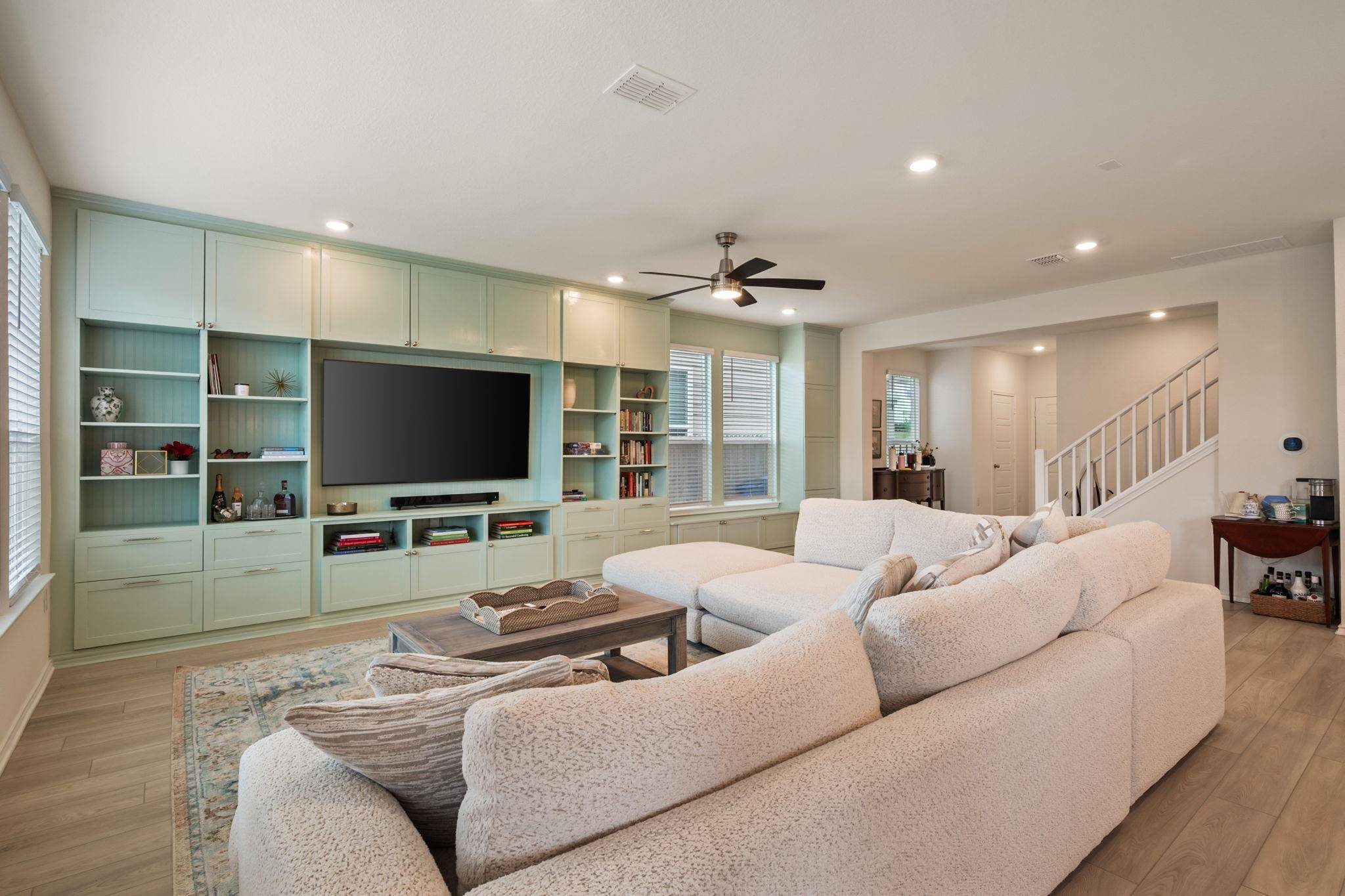 7805 House Finch DR, Austin, TX 78744