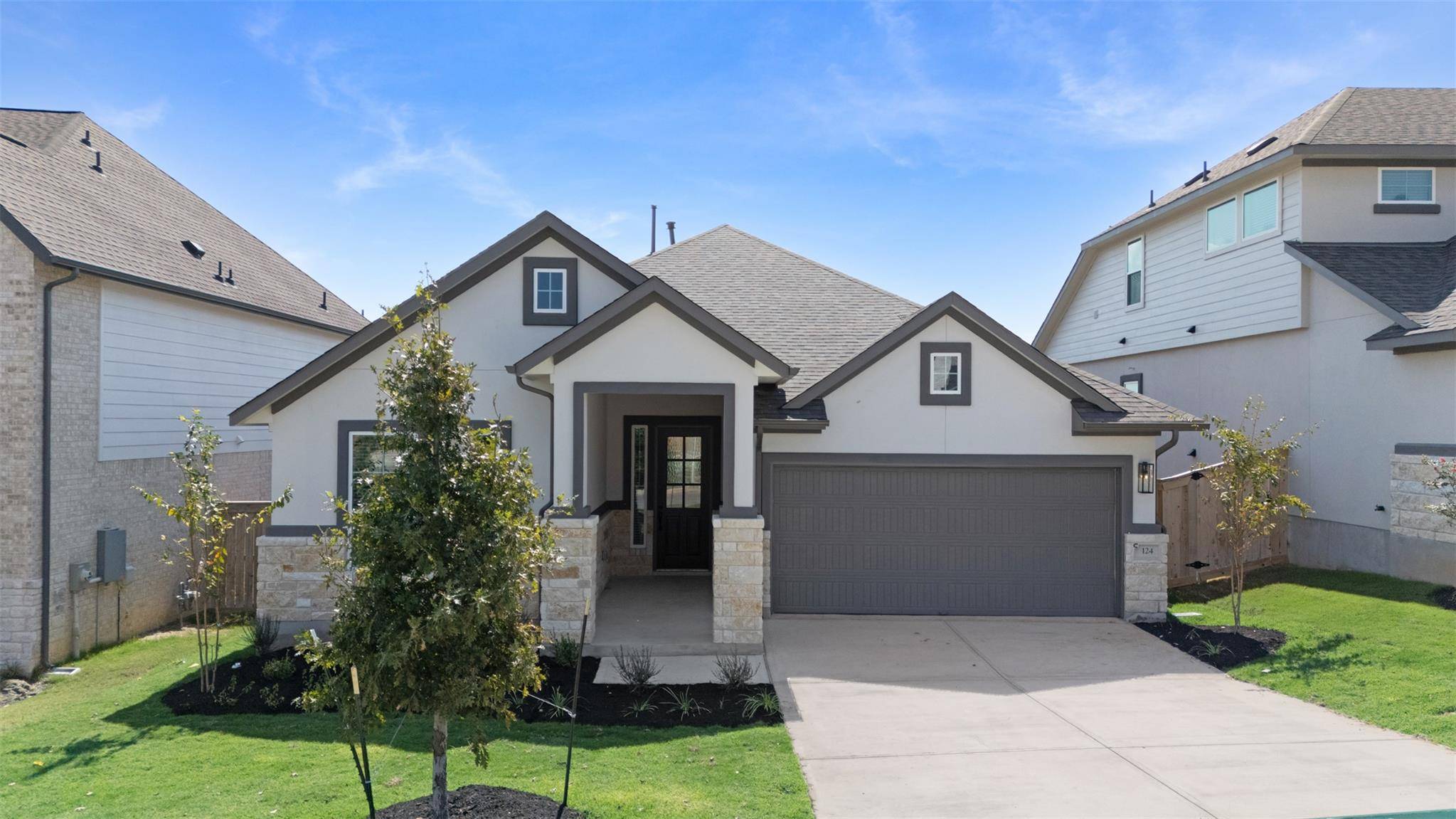 209 West Faulkner ST, Liberty Hill, TX 78642