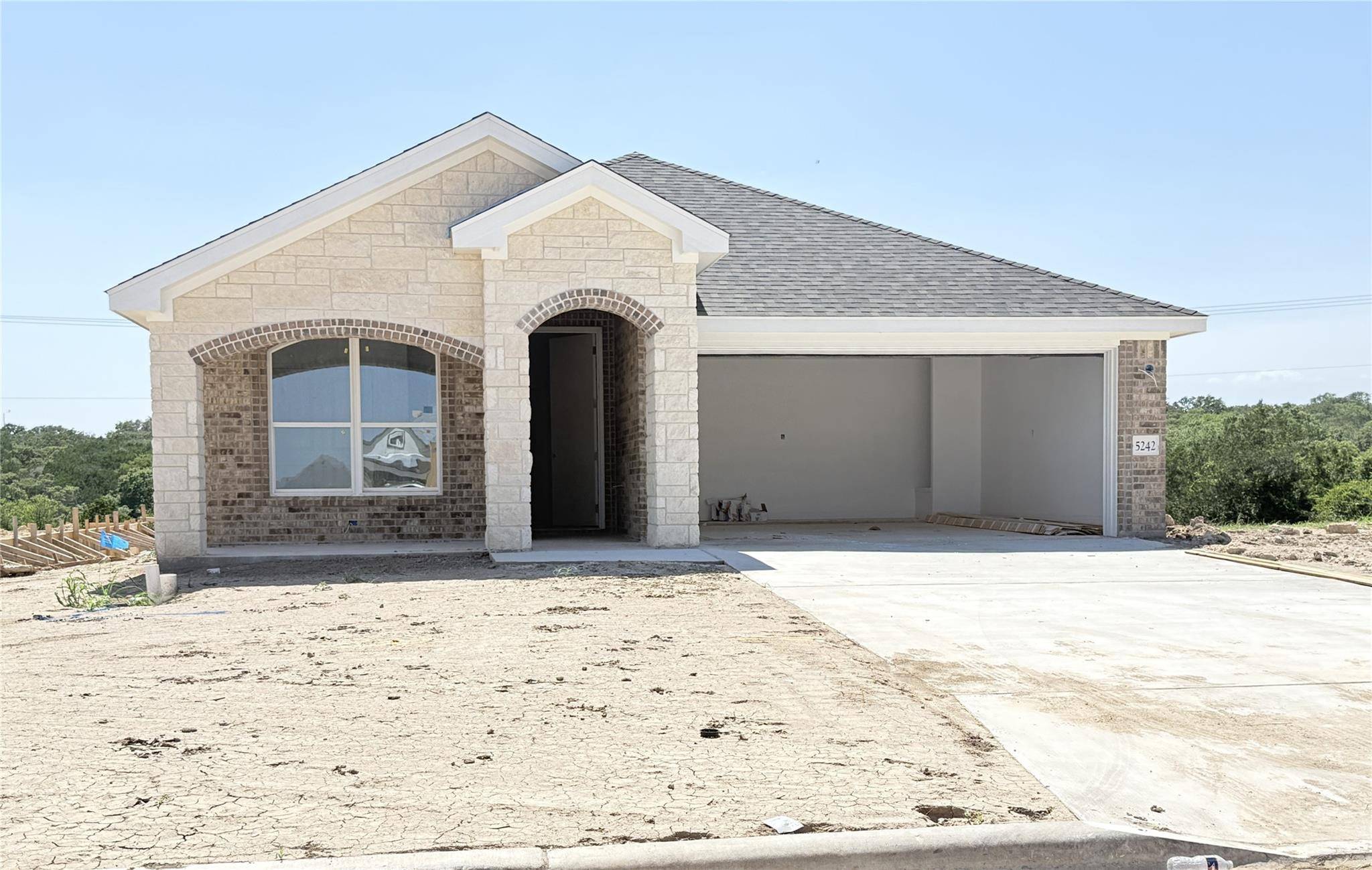 5242 Lassen LN, Belton, TX 76513