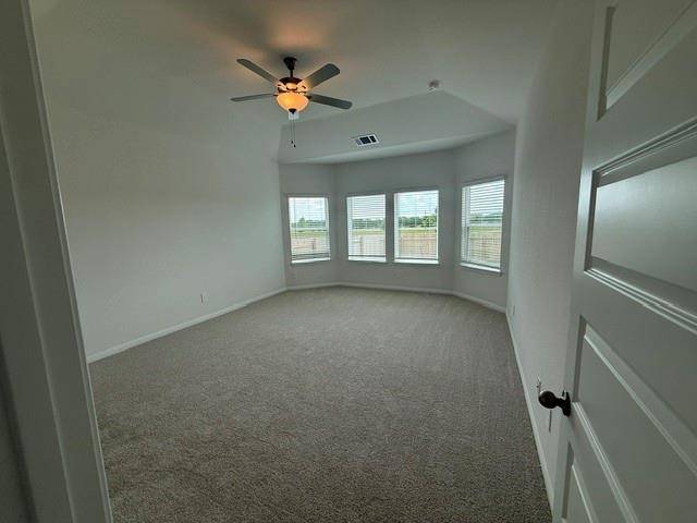 125 Skyview Farm LN, Liberty Hill, TX 78642