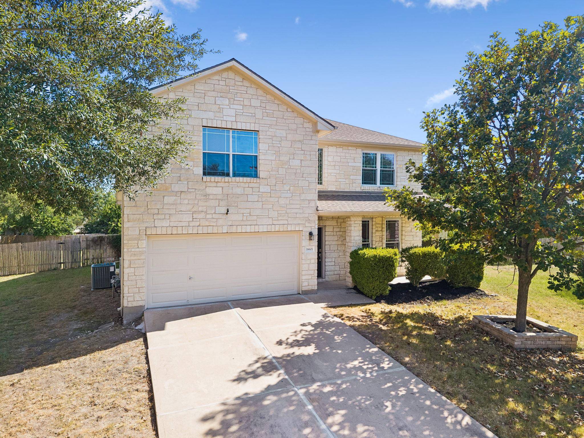 18601 White Water CV, Pflugerville, TX 78660