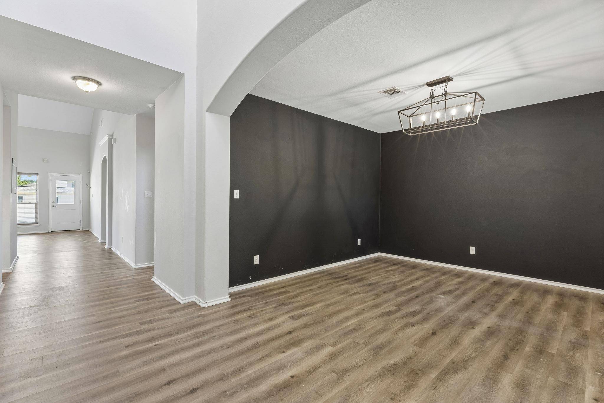 18601 White Water CV, Pflugerville, TX 78660