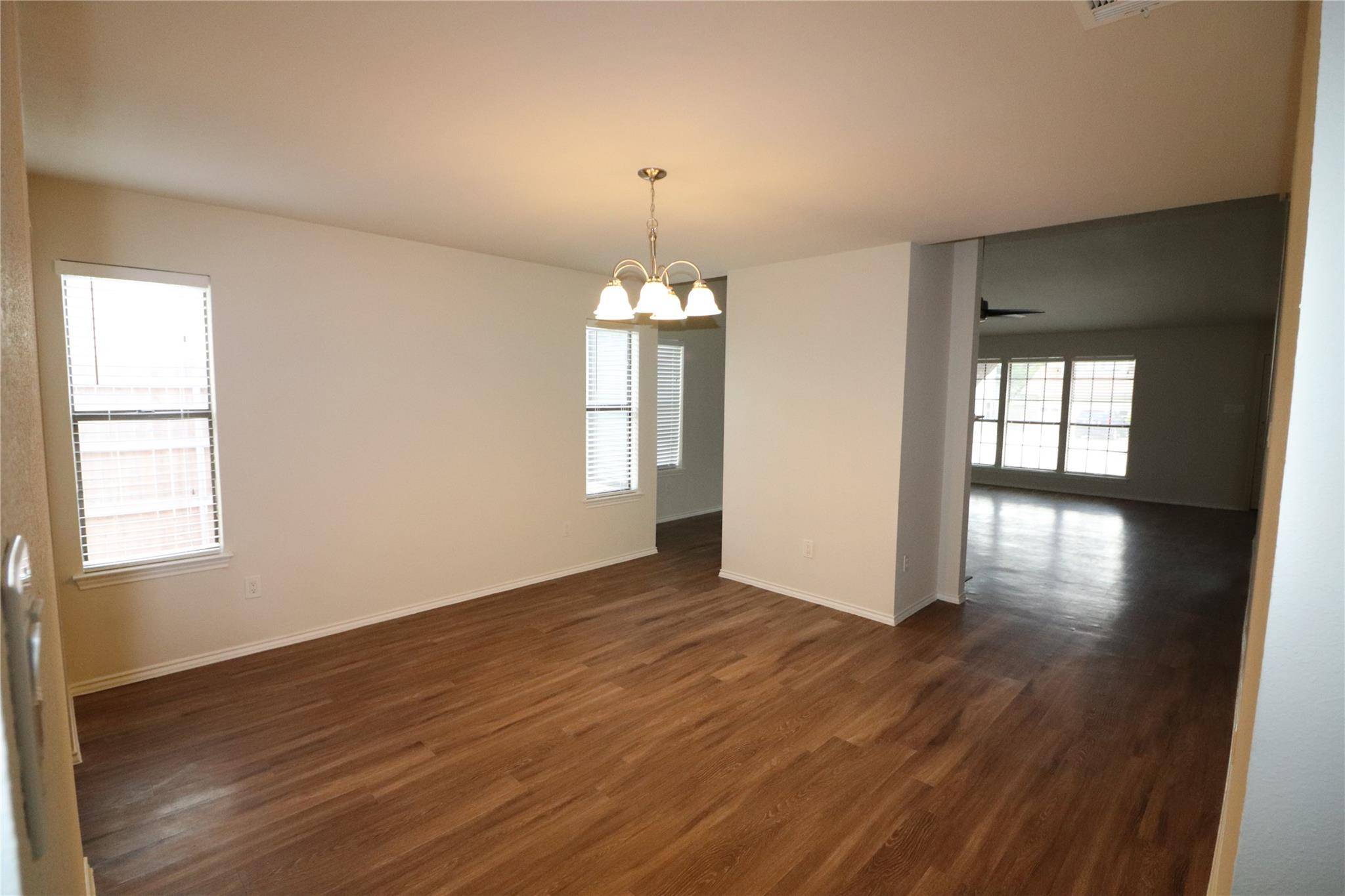 6606 Shiner ST, Austin, TX 78729