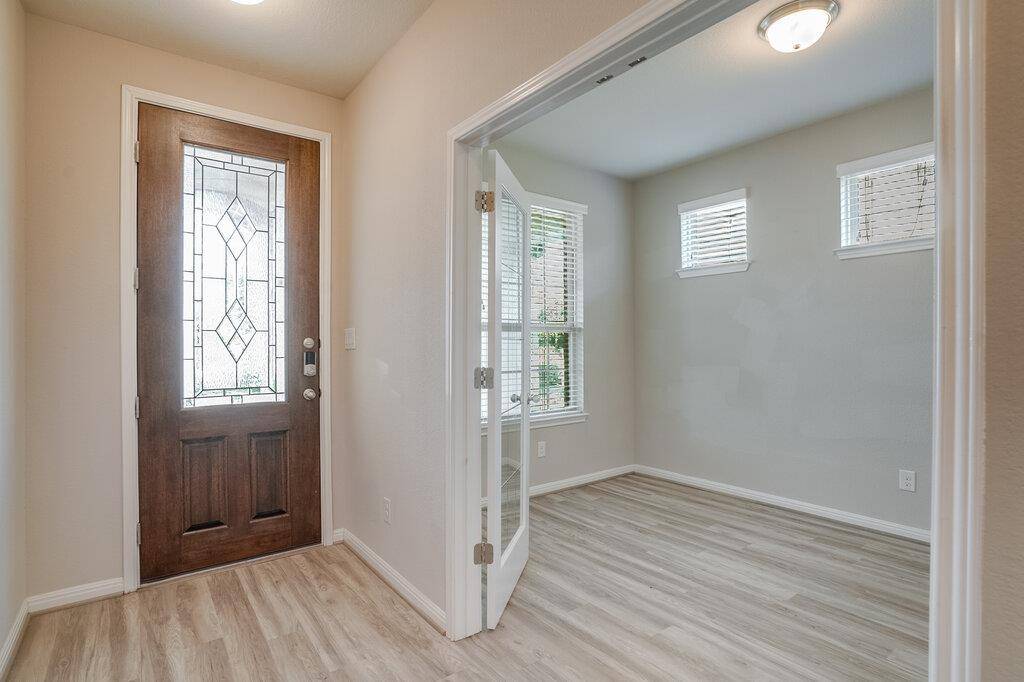 2040 Hat Bender LOOP, Round Rock, TX 78664