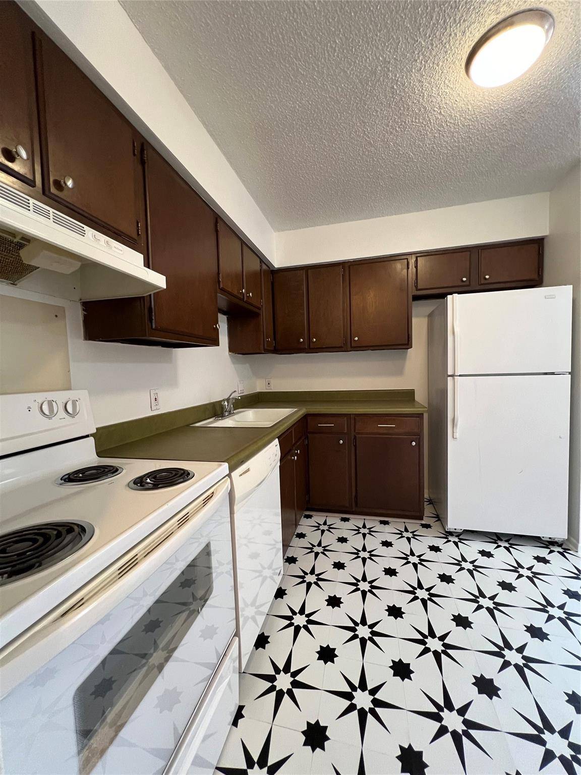 3403 Willowrun CV #B, Austin, TX 78704