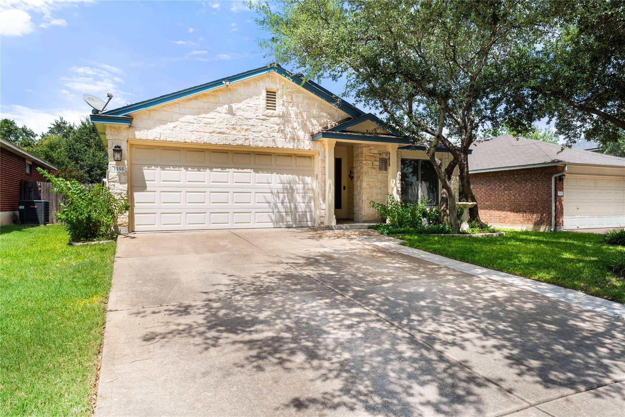 3555 Rock Shelf LN, Round Rock, TX 78681