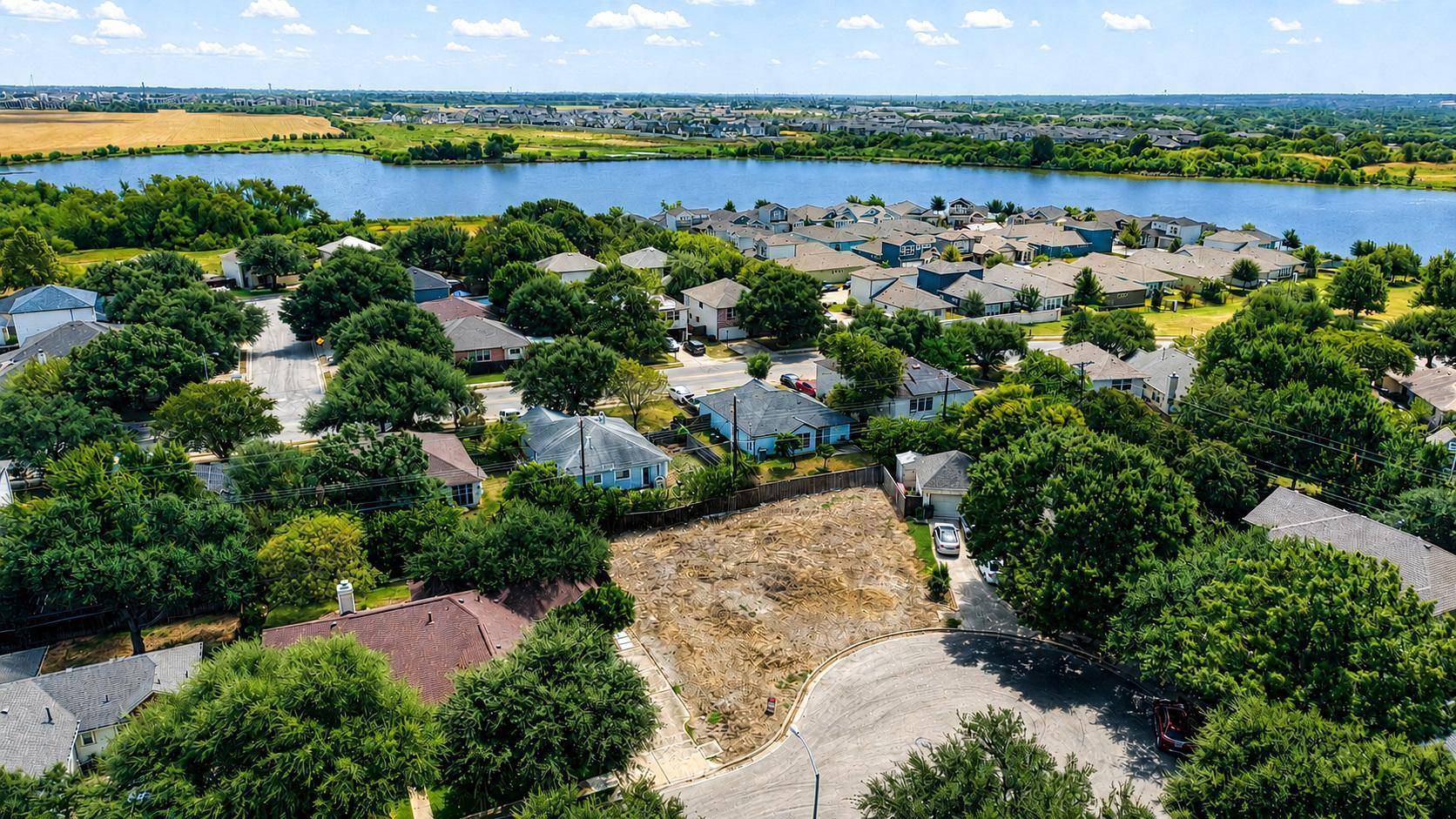 1717 Chalice CV, Round Rock, TX 78665