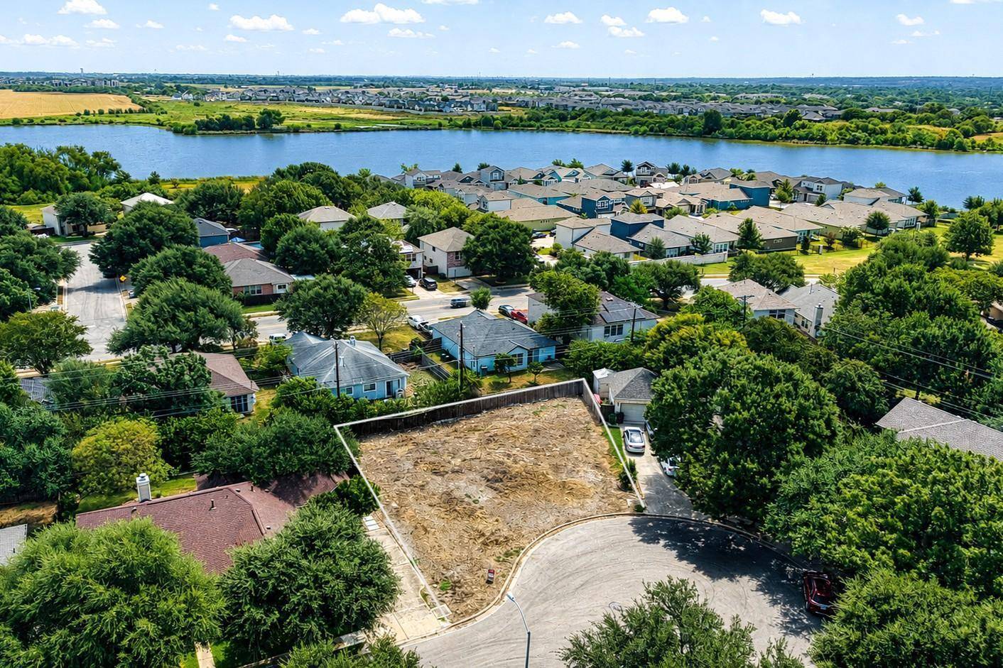 1717 Chalice CV, Round Rock, TX 78665