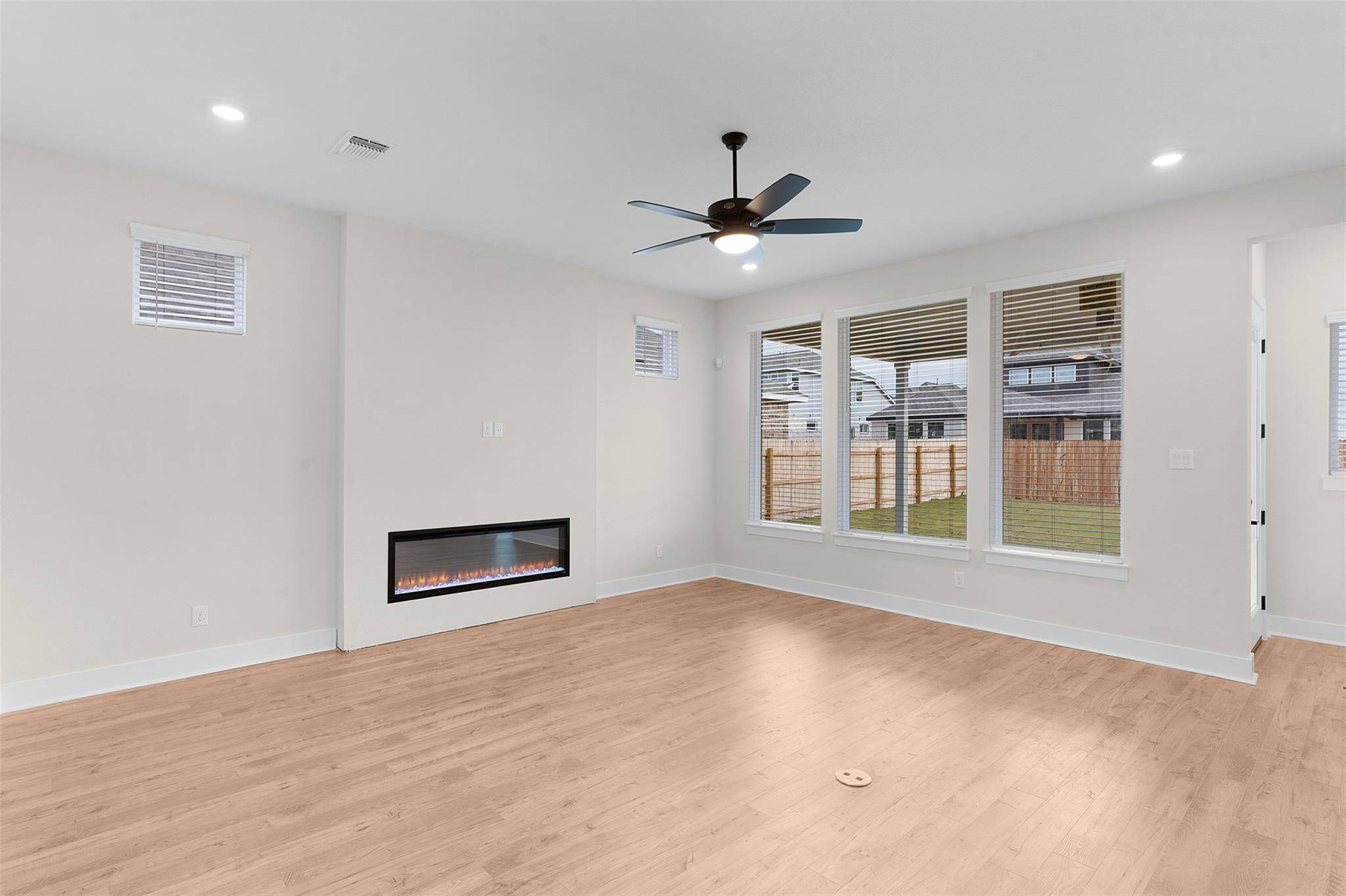 1829 Willow Bean DR, Georgetown, TX 78633