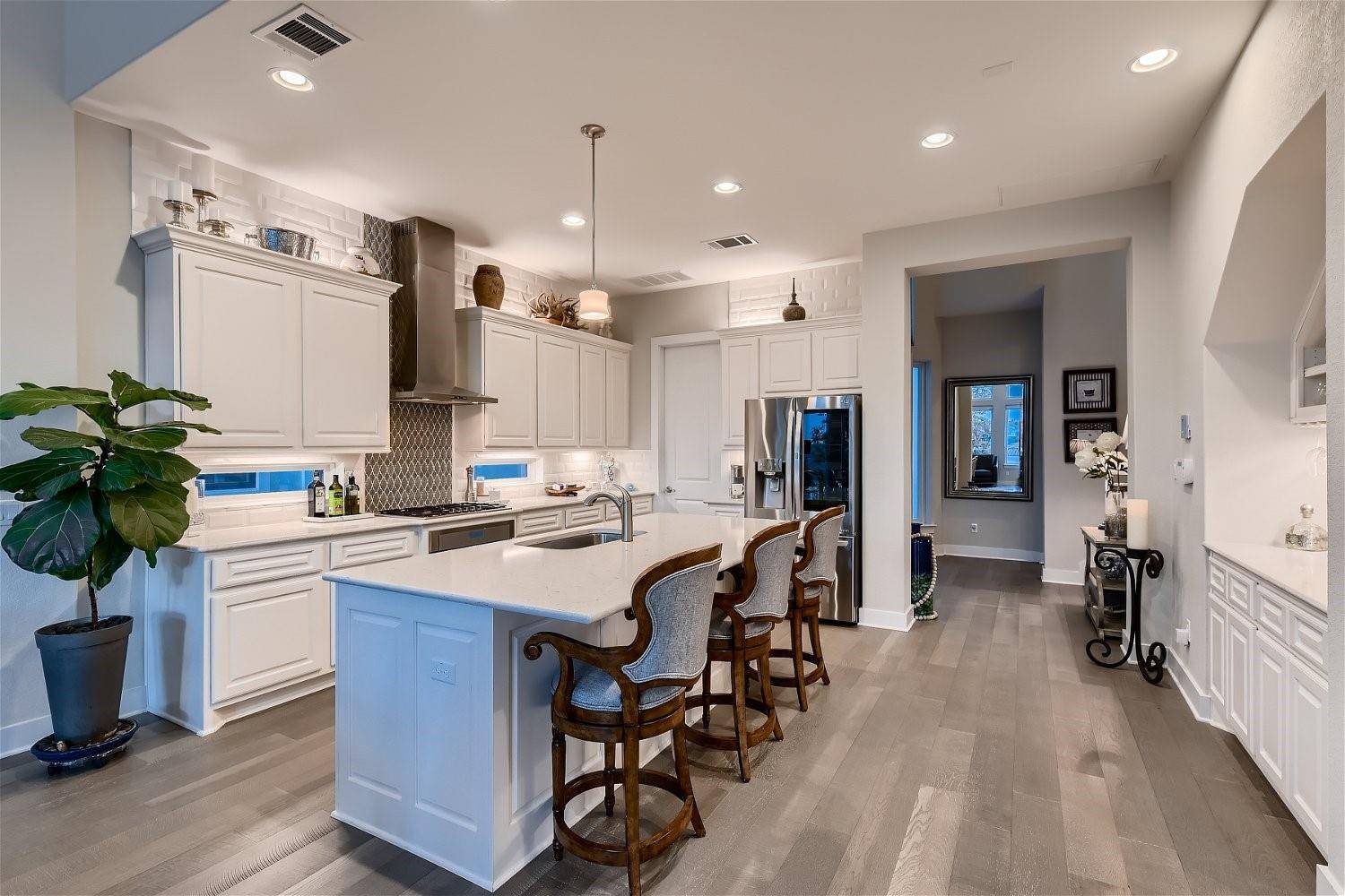 404 Marina View WAY, Lakeway, TX 78734